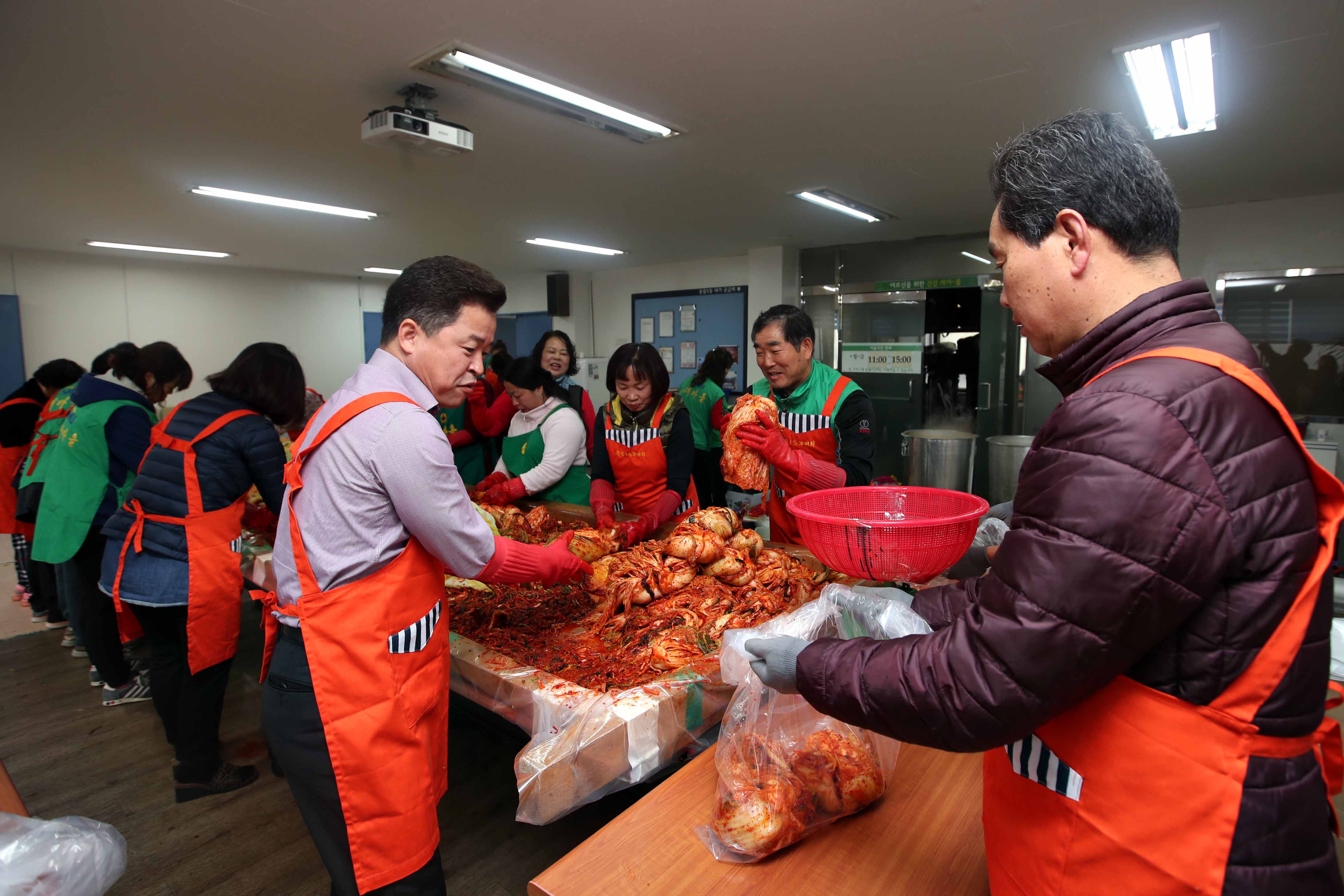 20181121_김장_김치_송림1동_화수2동7.jpg 이미지