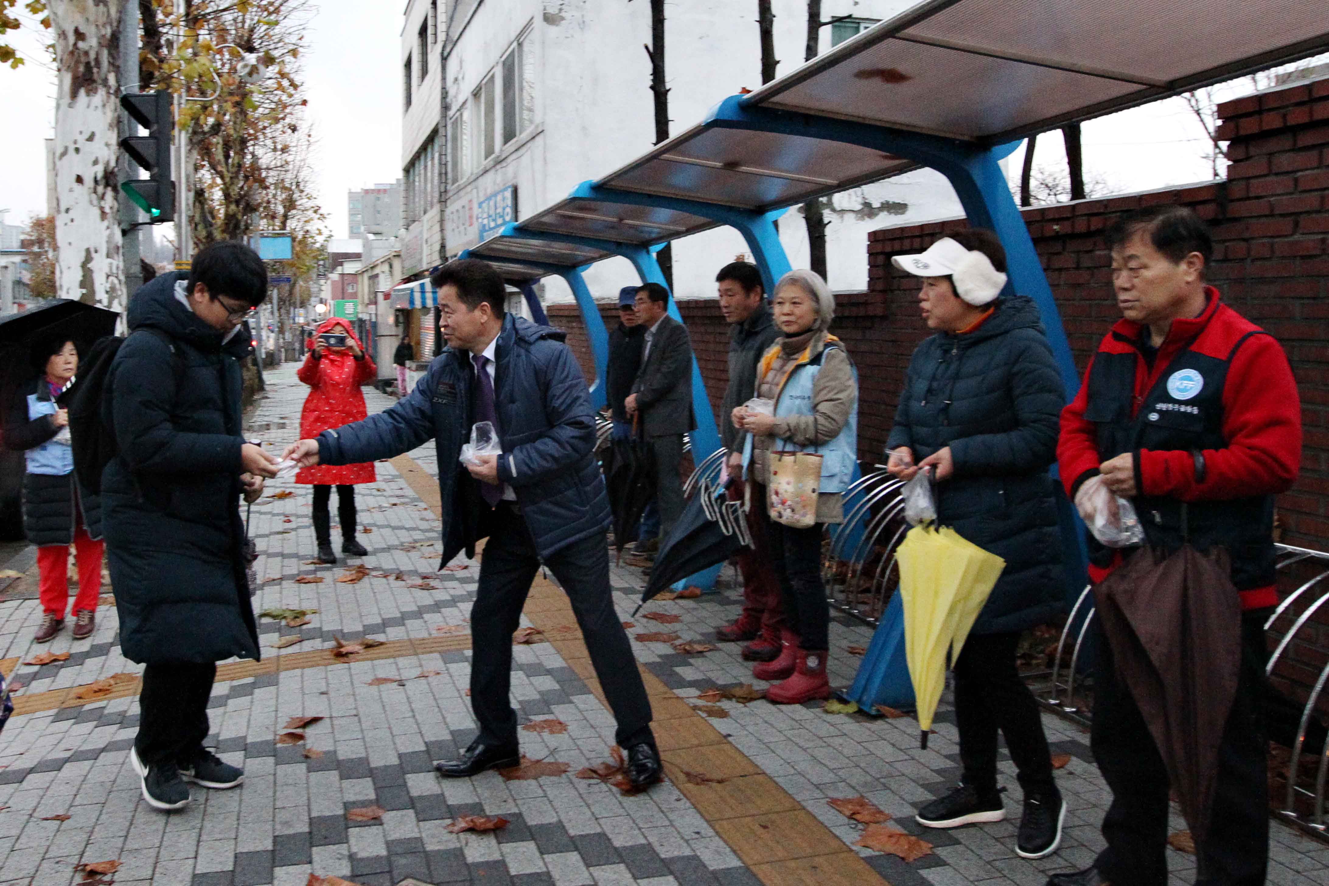 20181204_자총_사회적_약자_보호_캠페인2.jpg 이미지