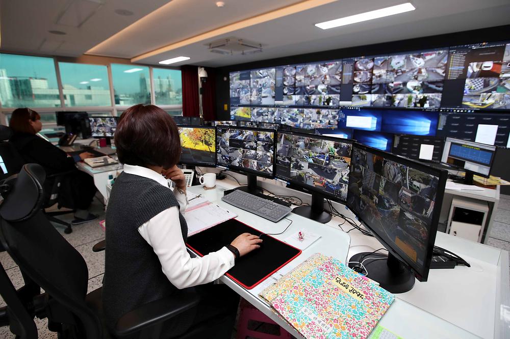 동구 CCTV 통합관제센터 사진