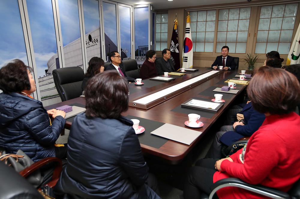 표창장 수여식 사진