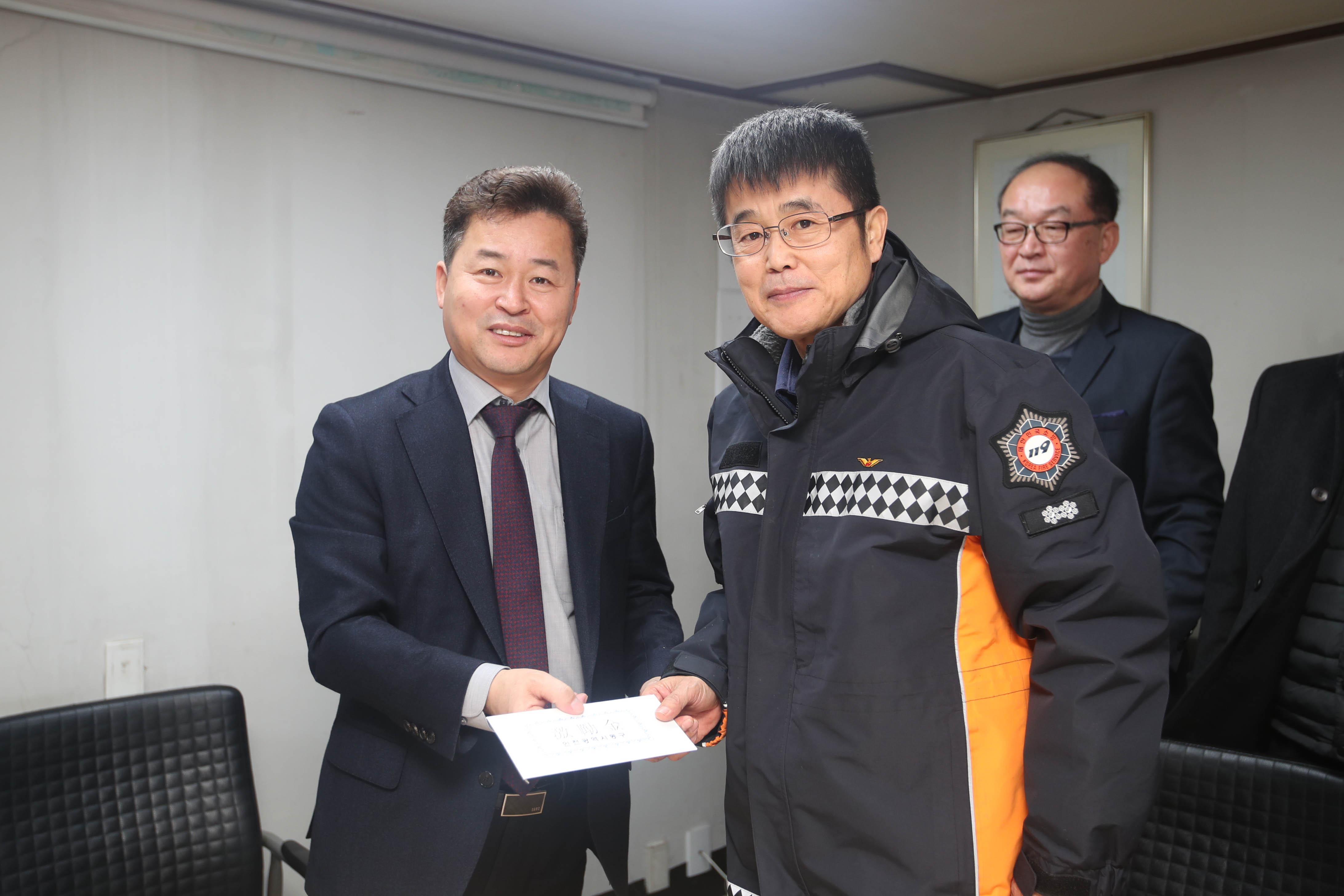 20190110_송현119안전센터_방문_격려4.jpg 이미지