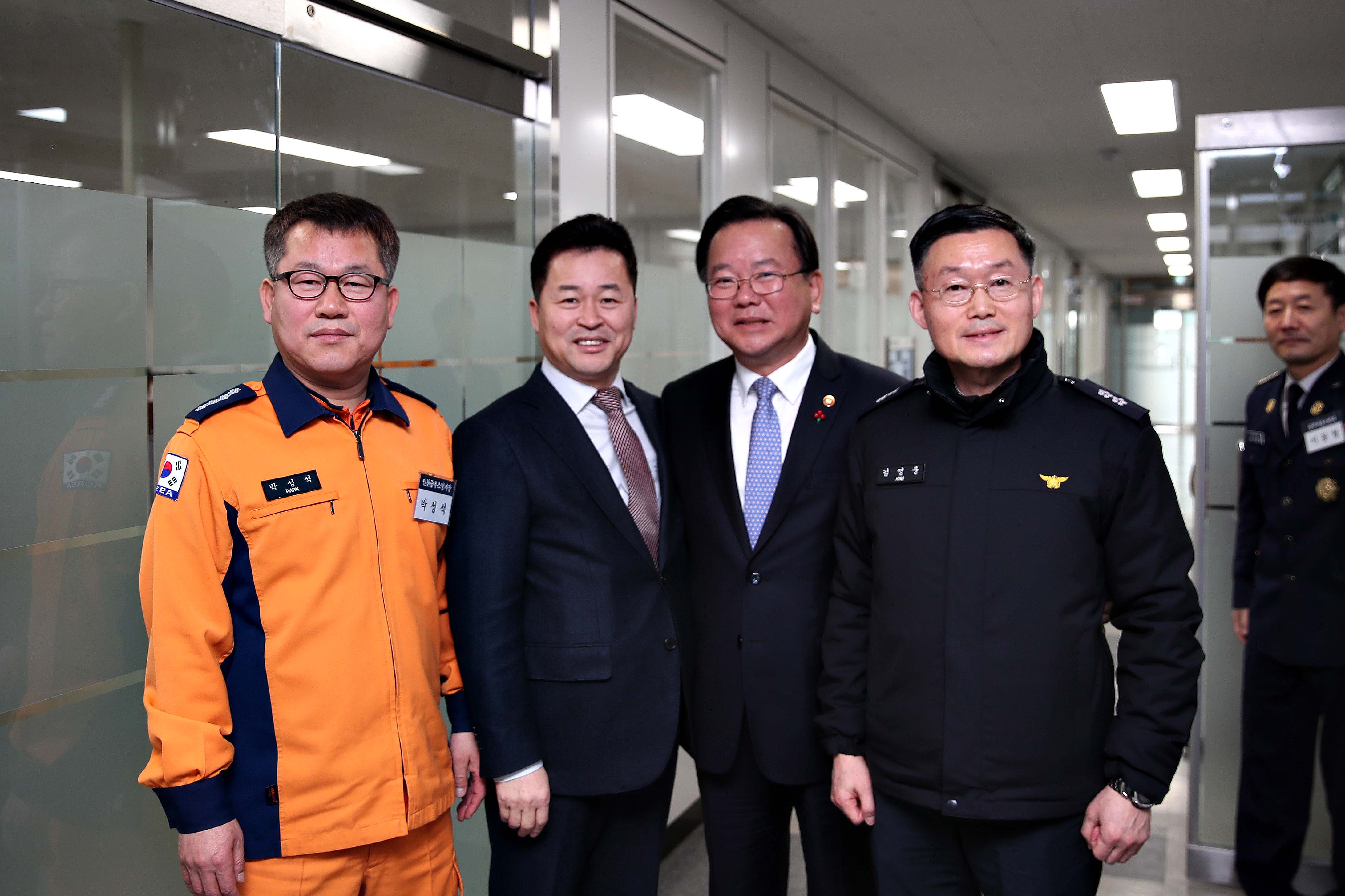 20190130_중부소방서_행안부장관_방문3.jpg 이미지