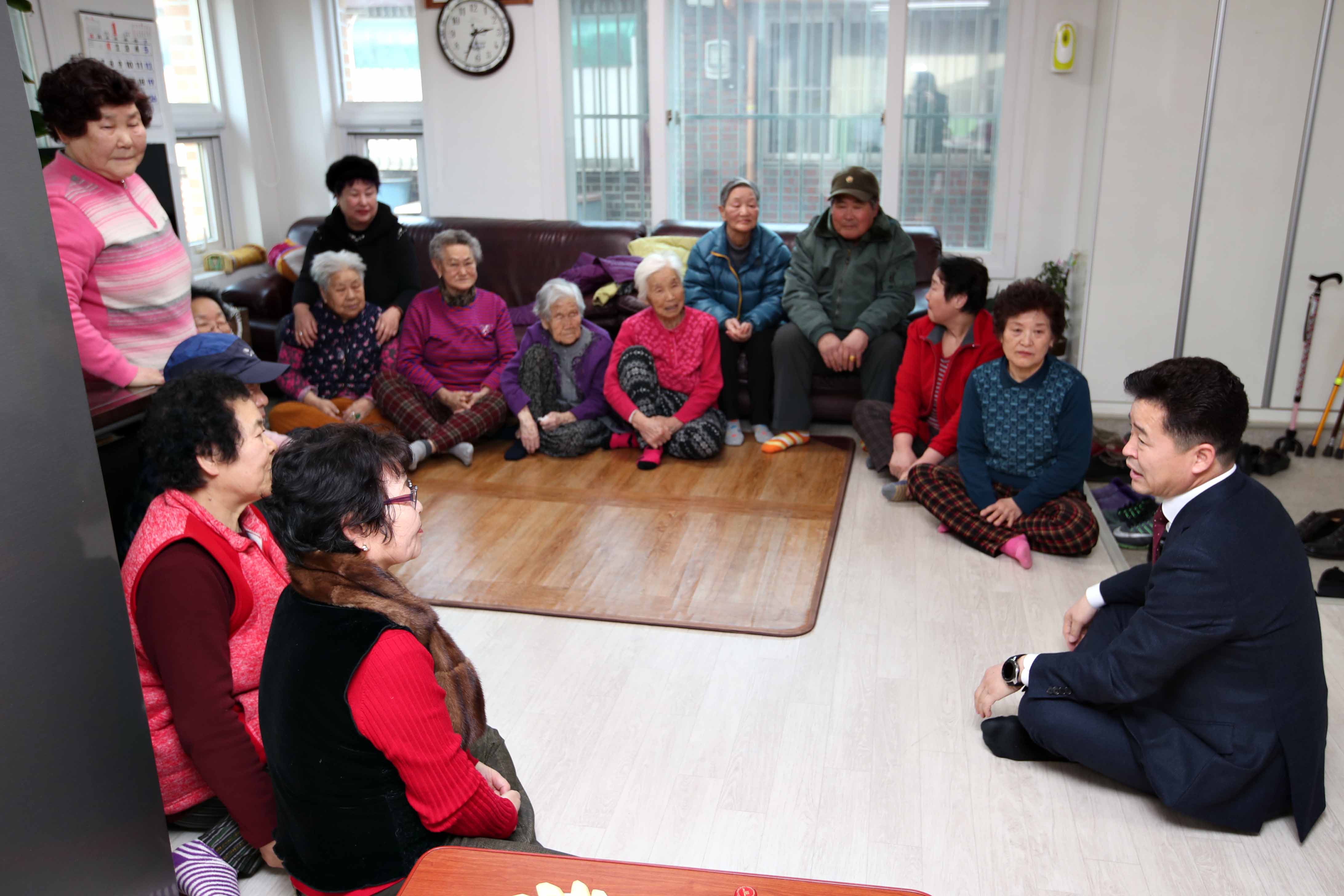 20190131_설맞이_경로당_방문_3일차3.jpg 이미지