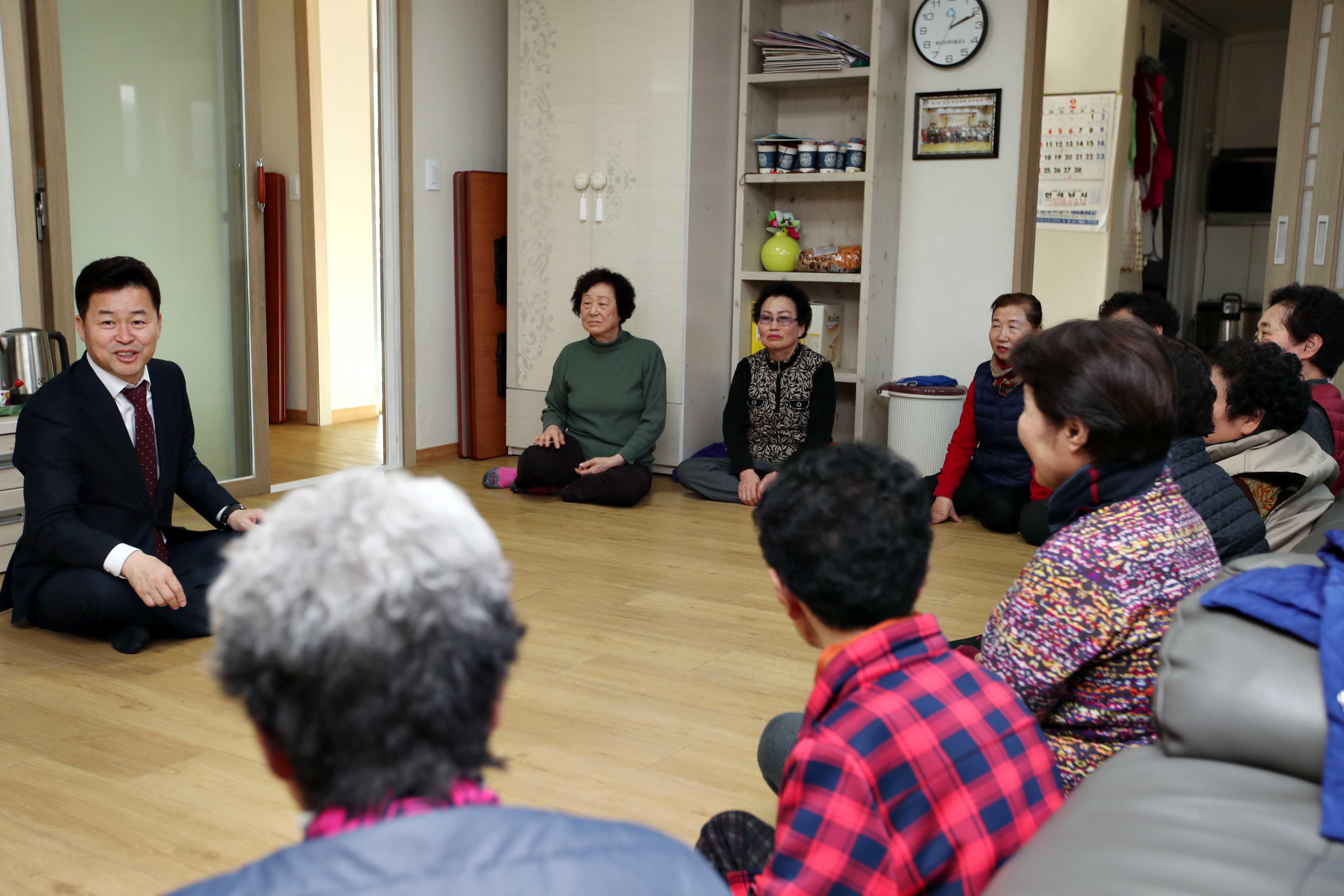 20190131_설맞이_경로당_방문_3일차7.jpg 이미지