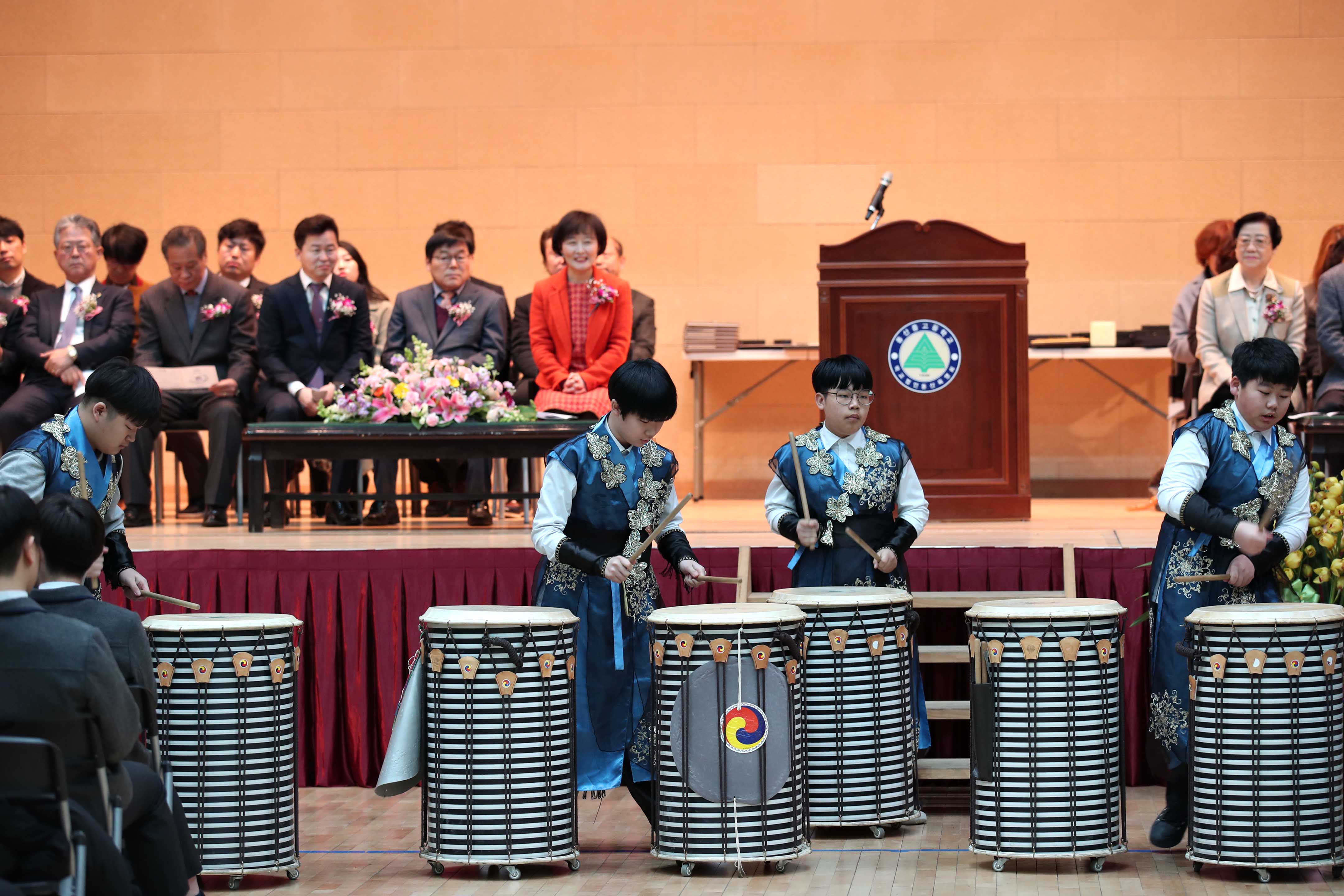20190215_동산중학교_졸업식1.jpg 이미지