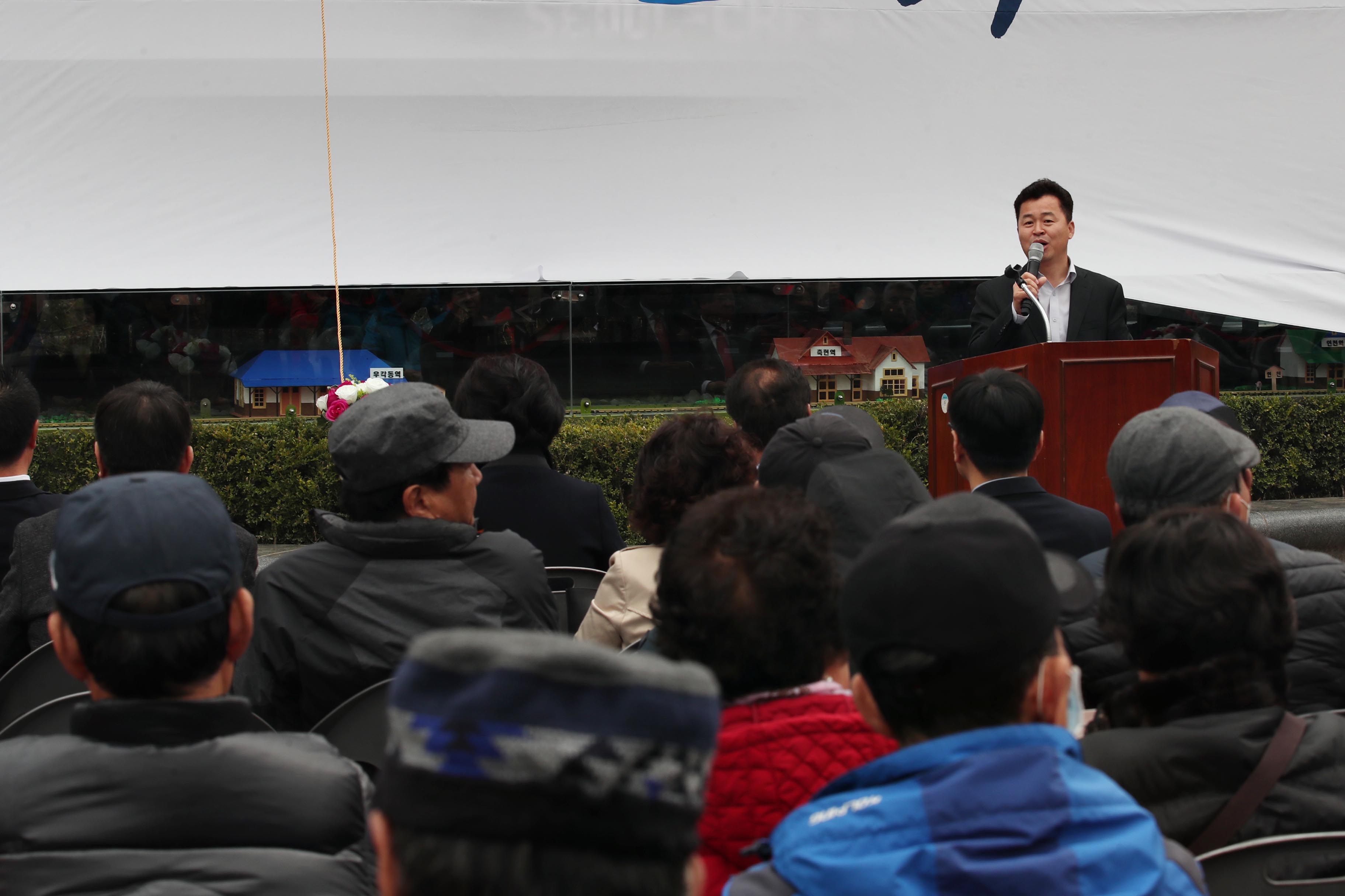 20190327_동인천역북광장_조형물_및_기차테마거리_조성사업_준공식14.jpg 이미지