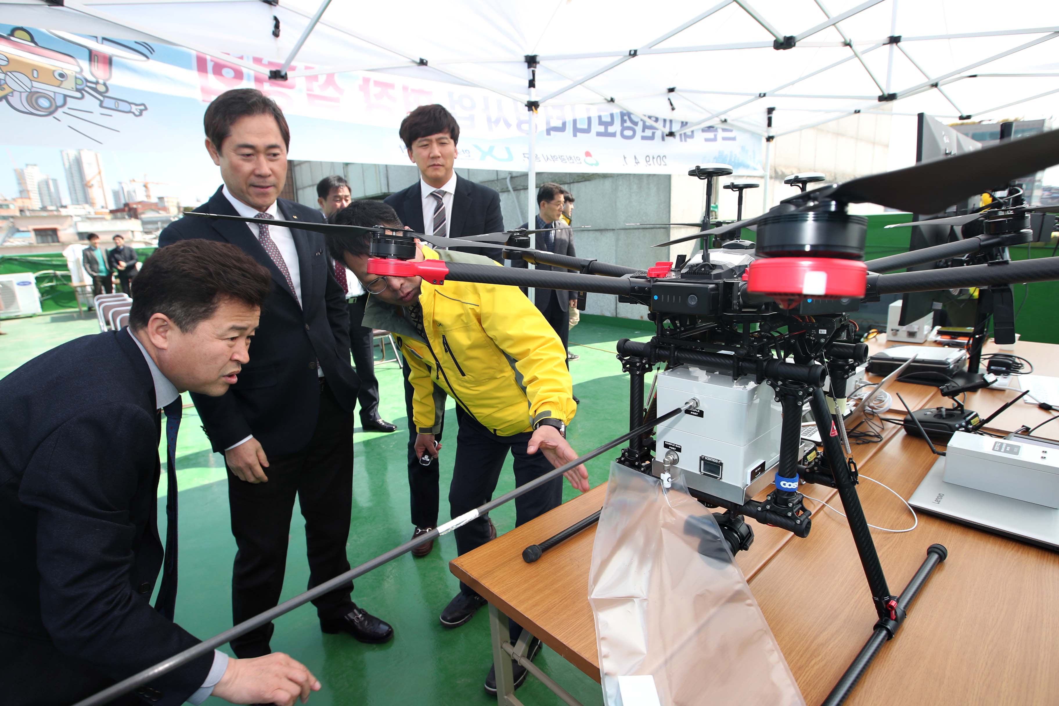 20190401_드론_대기환경모니터링_현장설명회5.jpg 이미지