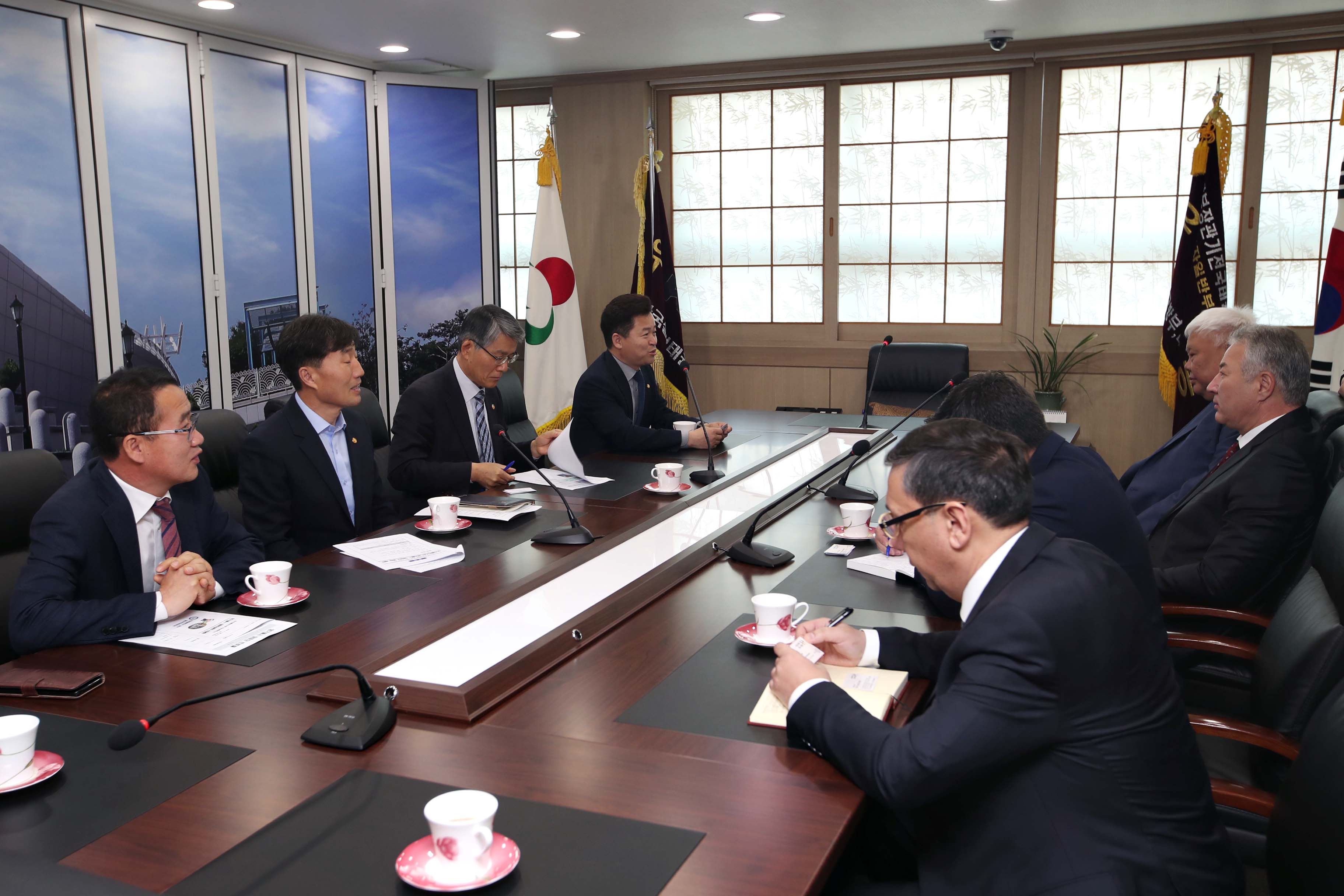 20190401_우즈베키스탄_양기율시_대표단_영접11.jpg 이미지