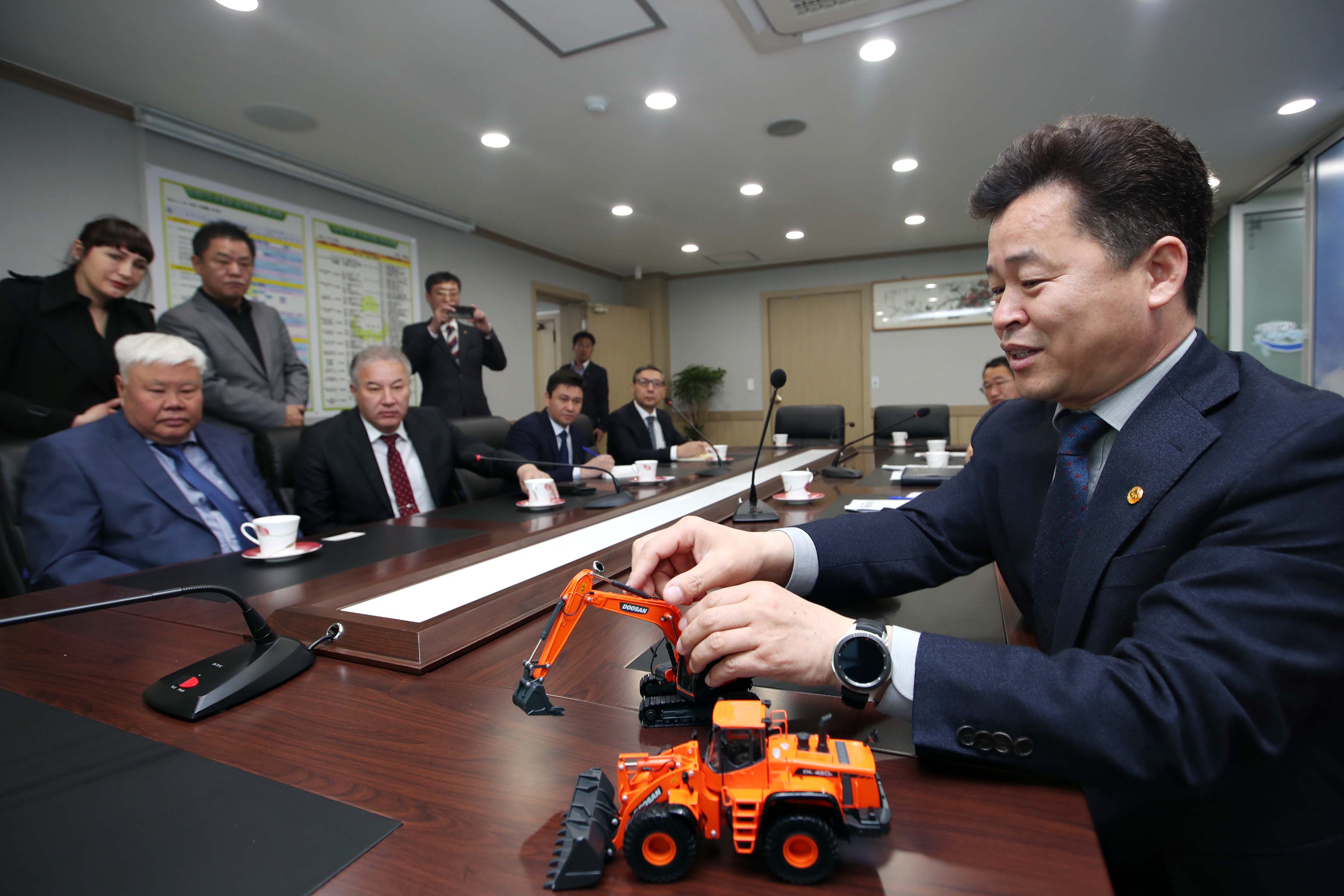 20190401_우즈베키스탄_양기율시_대표단_영접18.jpg 이미지