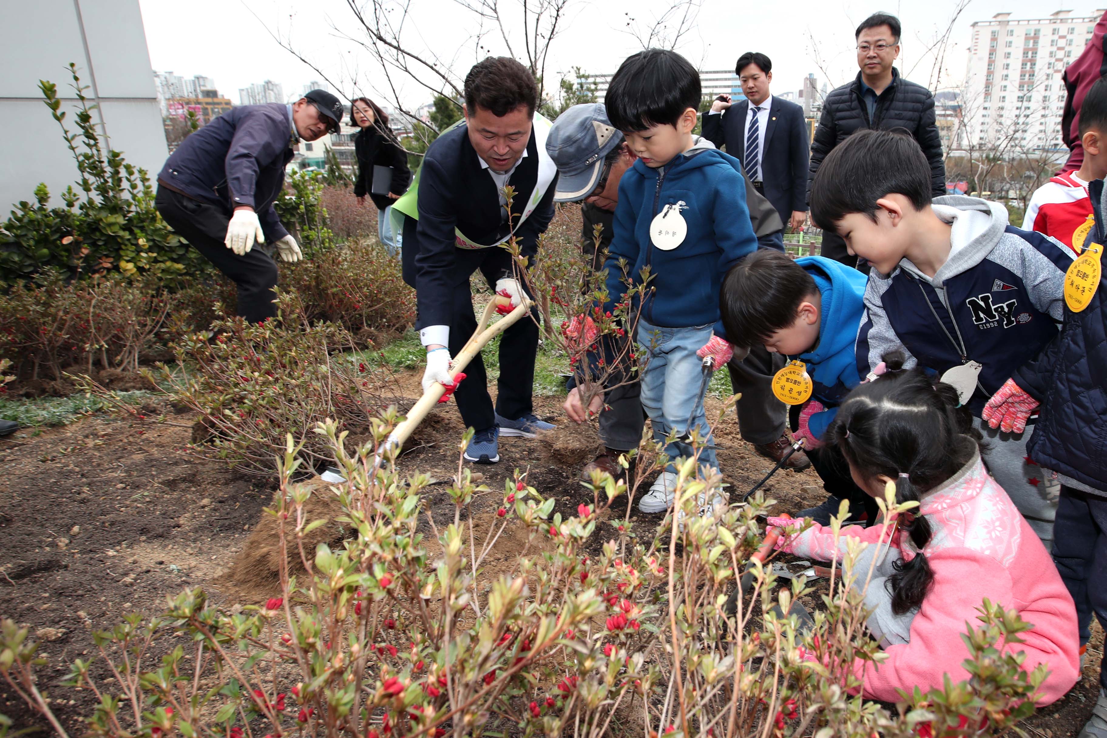 20190409_식목일_나무심기_행사7.jpg 이미지