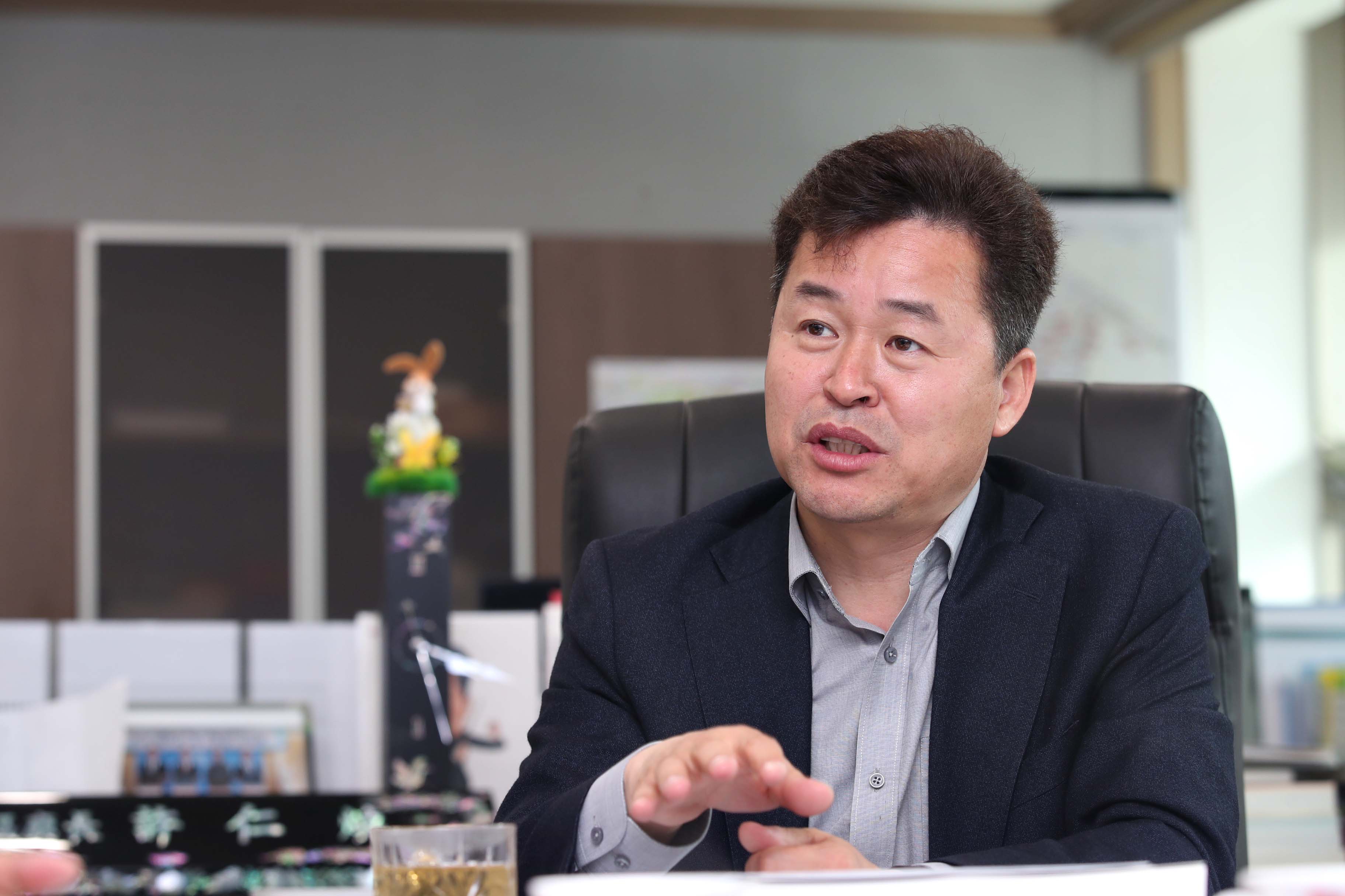 20190416_한국경제신문_인터뷰5.jpg 이미지