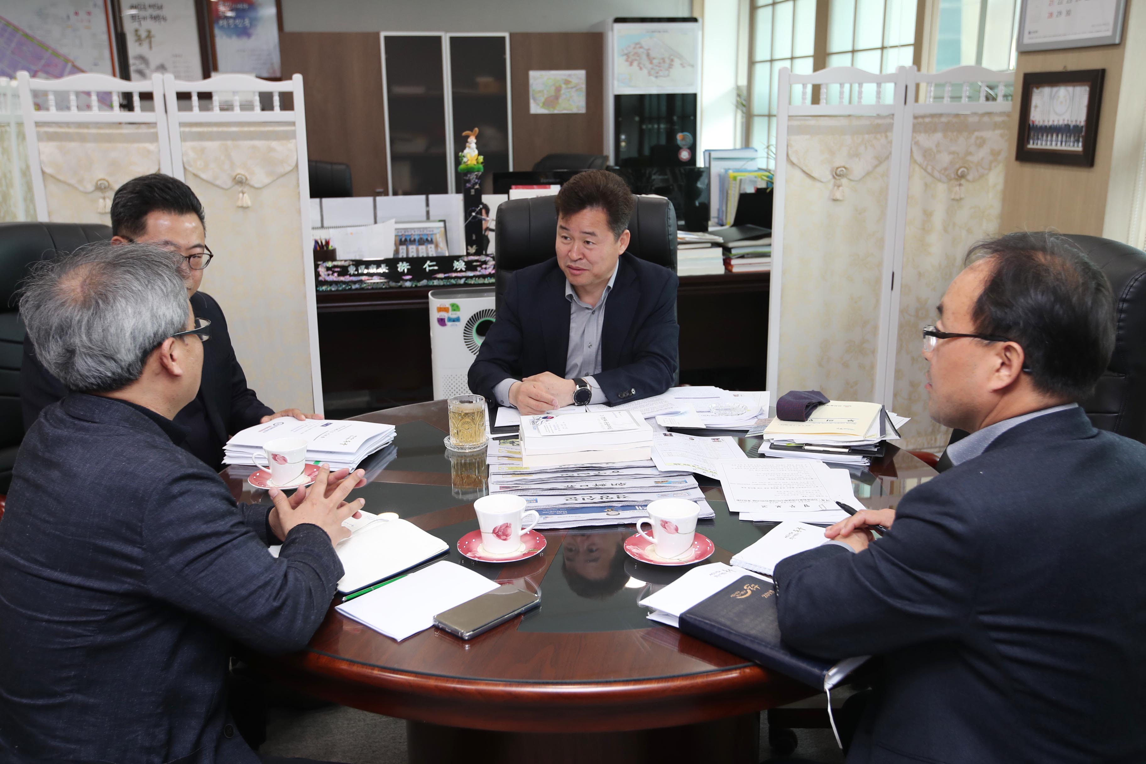 20190416_한국경제신문_인터뷰8.jpg 이미지