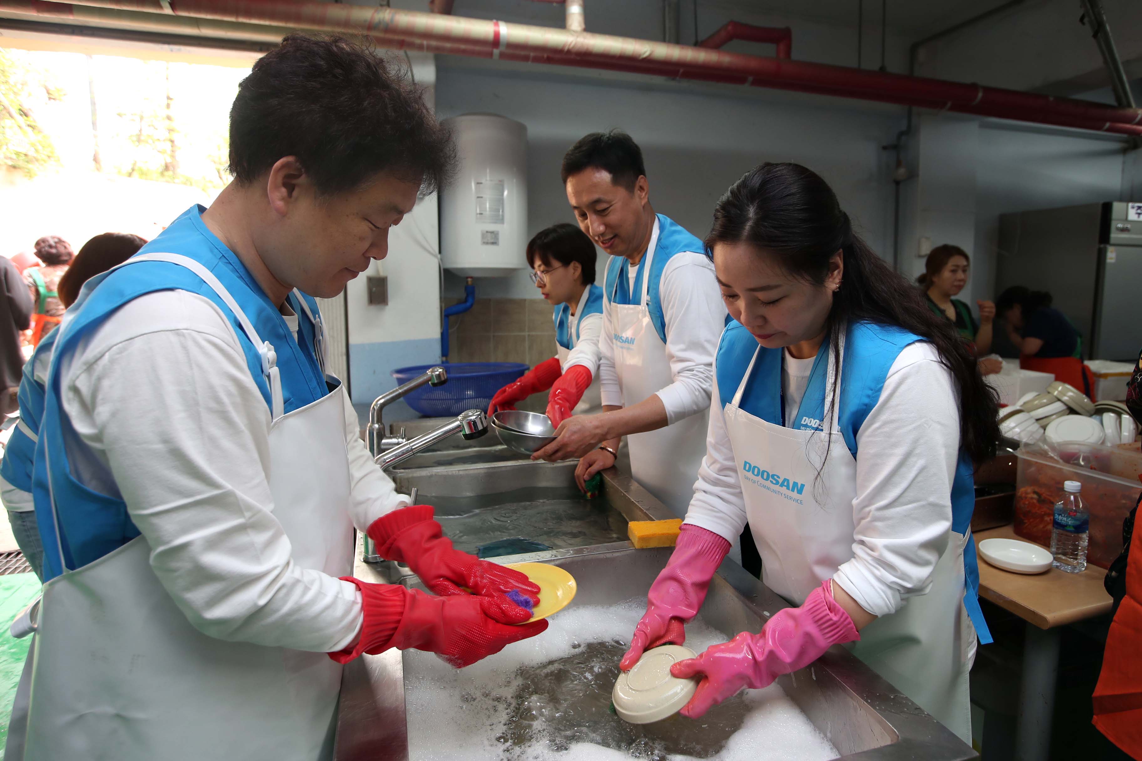 20190423_화수2동_두산큐벡스와_함께_하는_따뜻한_사랑나누기4.jpg 이미지