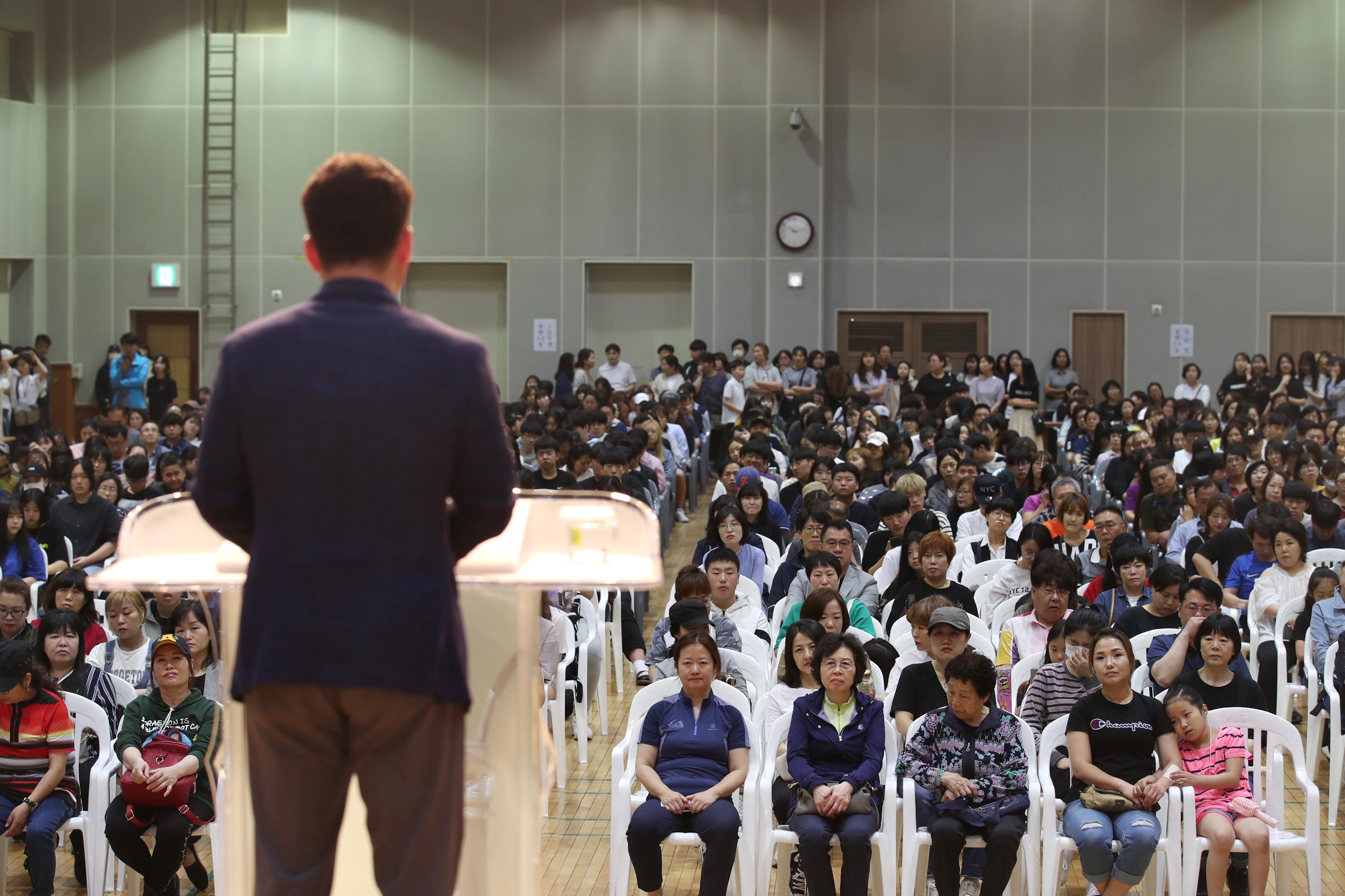 20190525_2019년도_동구애향장학생_장학증서_수여식9.jpg 이미지