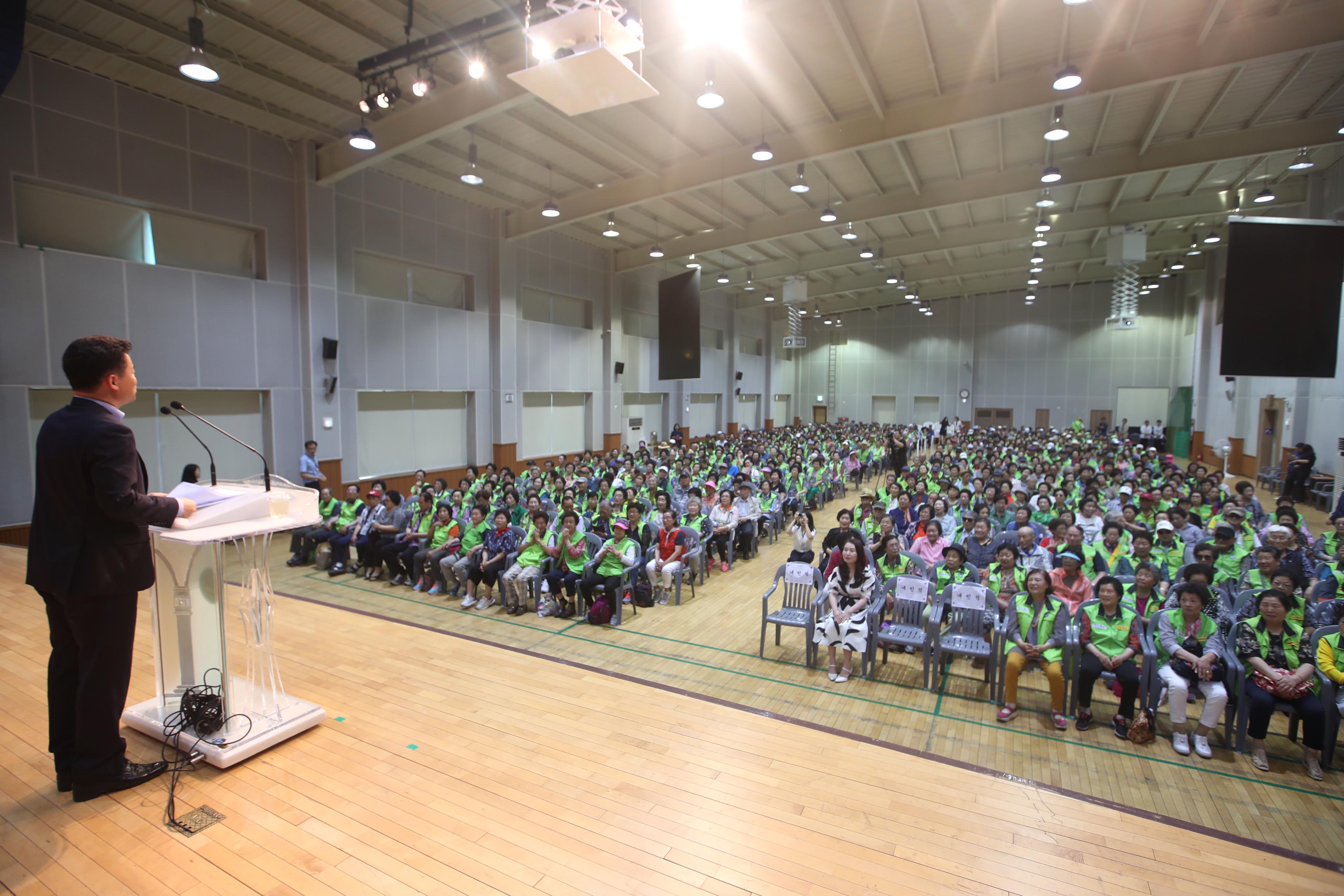 20190625_동구노인인력개발센터_참여자_통합교육3.jpg 이미지