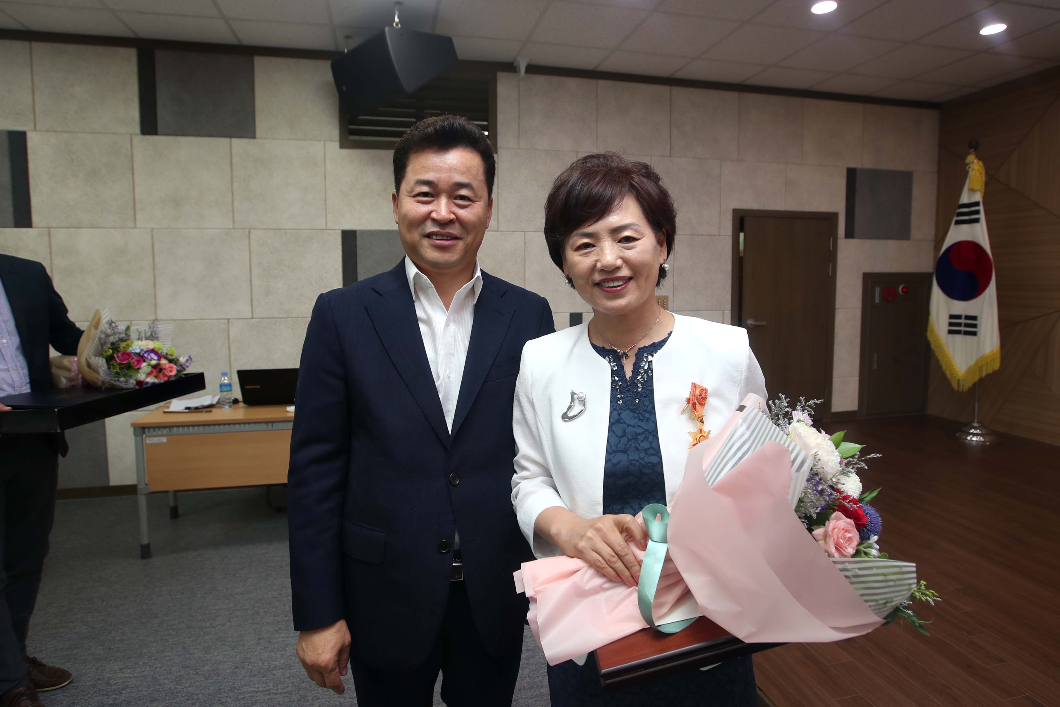 20190628_2019_상반기_정년(명예)_퇴임식4.jpg 이미지