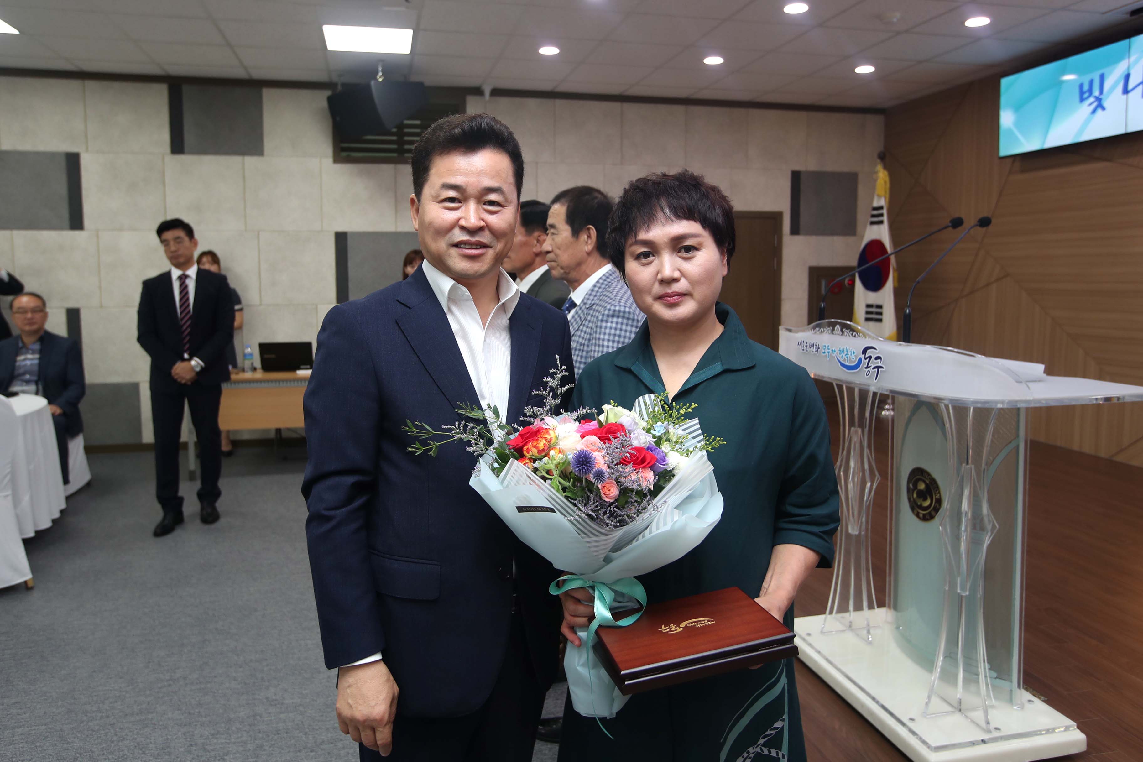 20190628_2019_상반기_정년(명예)_퇴임식7.jpg 이미지