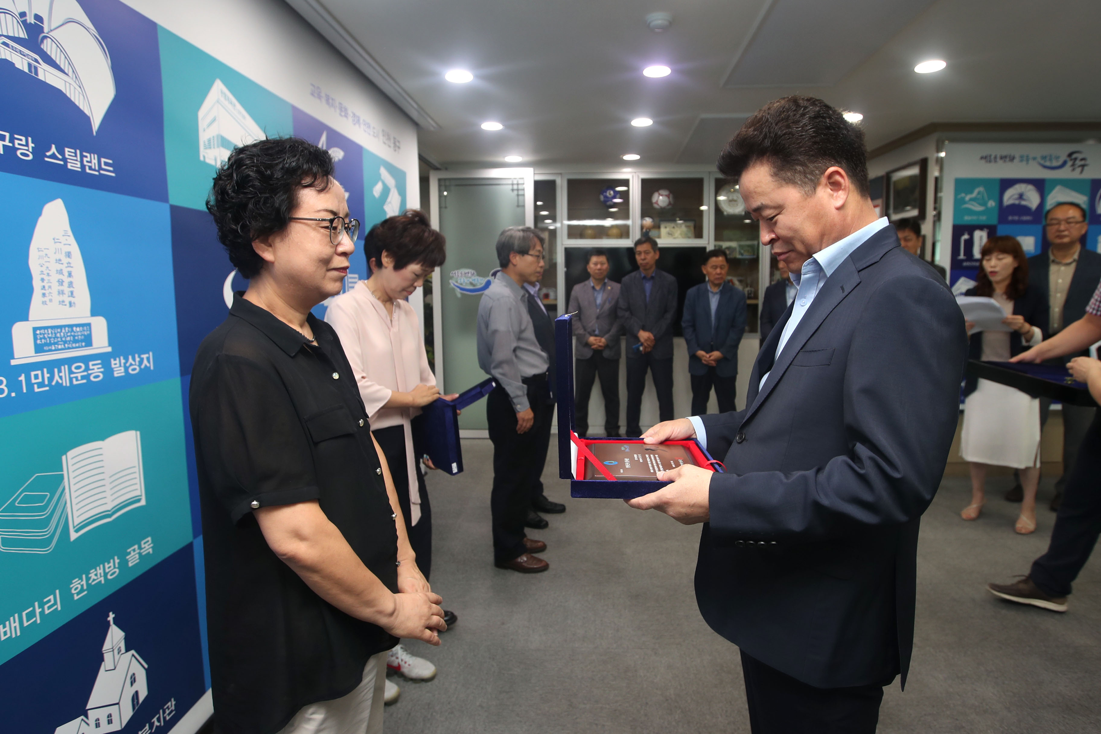 20190807_장기근속_봉사상8.jpg 이미지