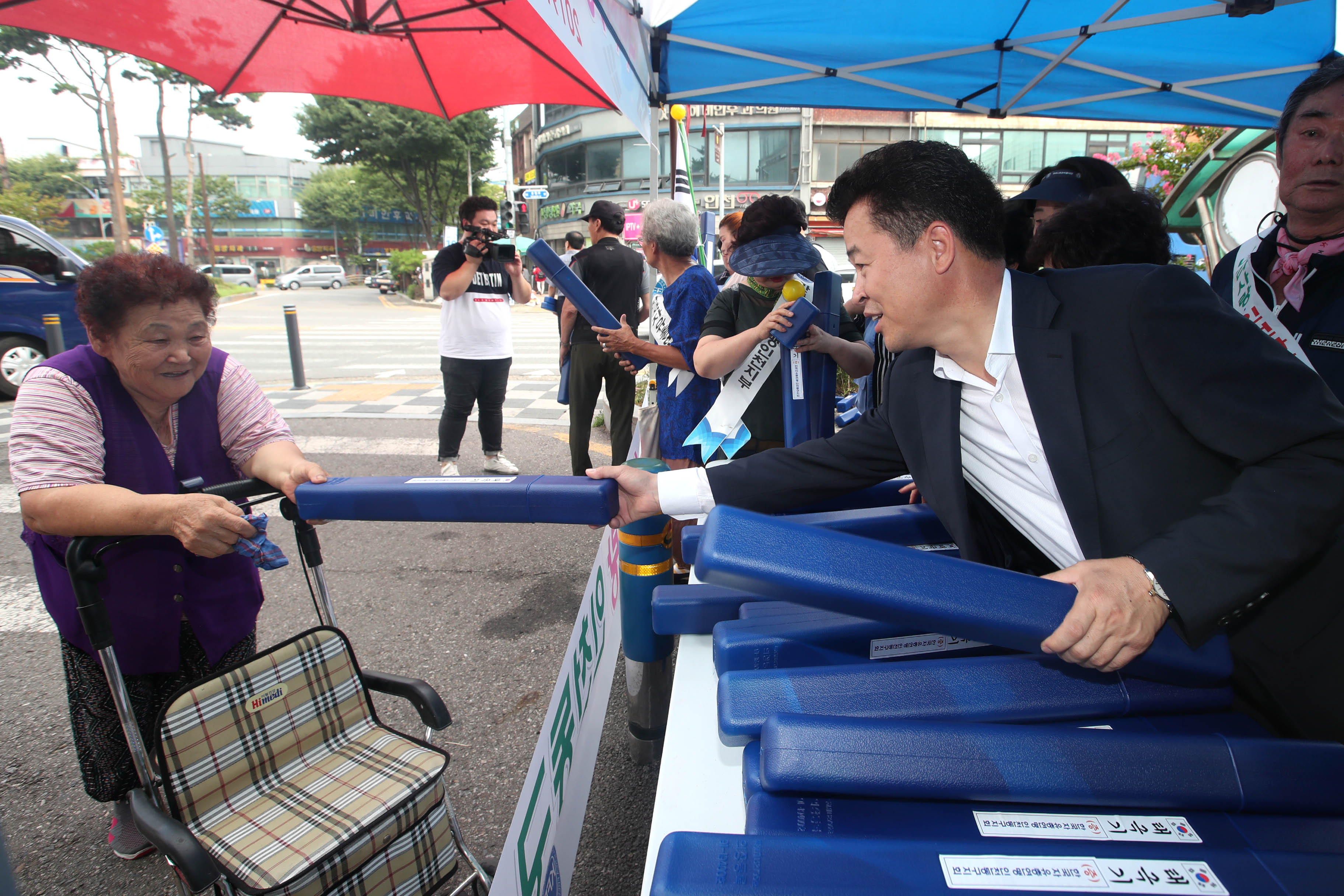 20190808_자총_태극기달기운동11.jpg 이미지