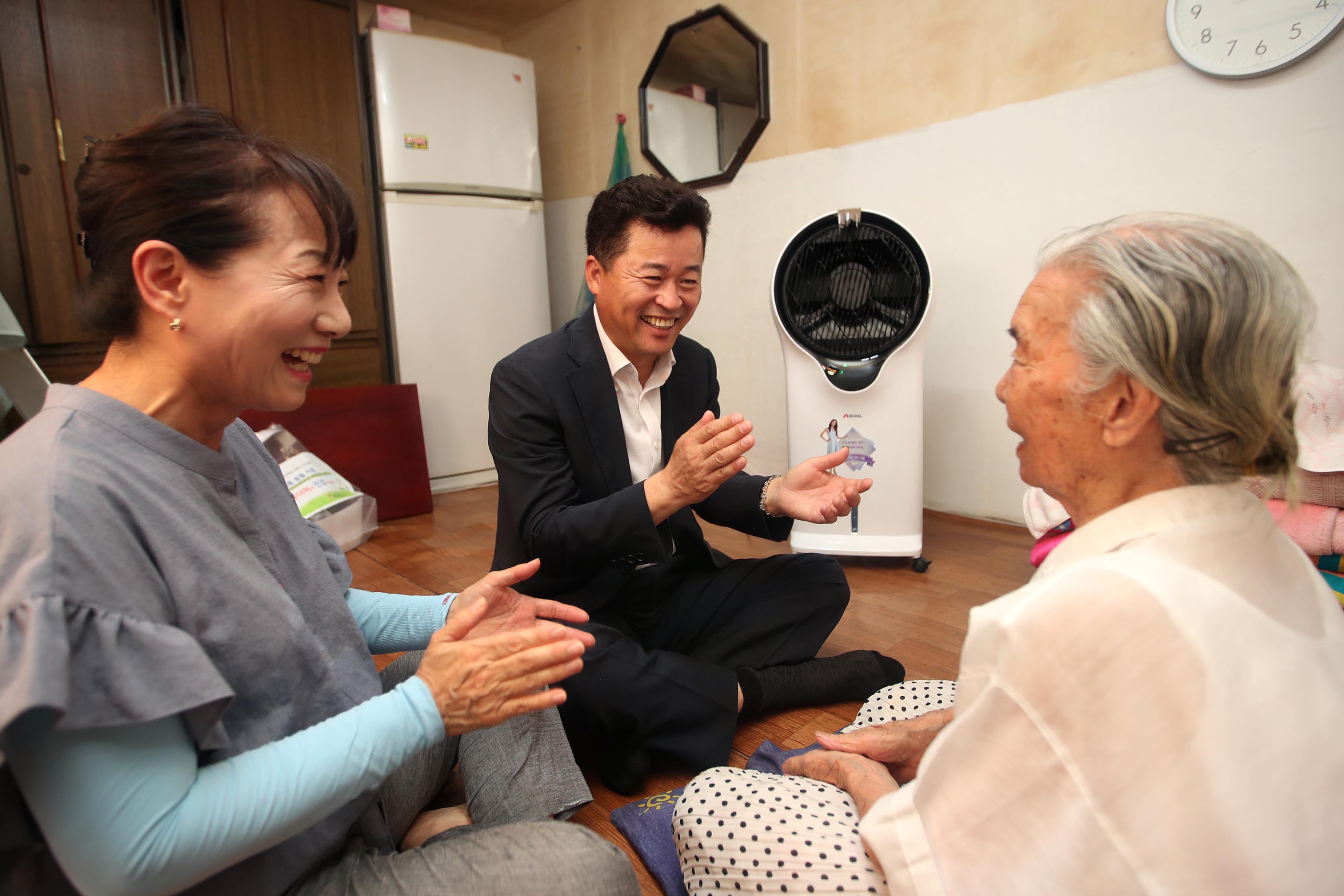 20190809_폭염대비_취약계층_위문_현장_방문1.jpg 이미지