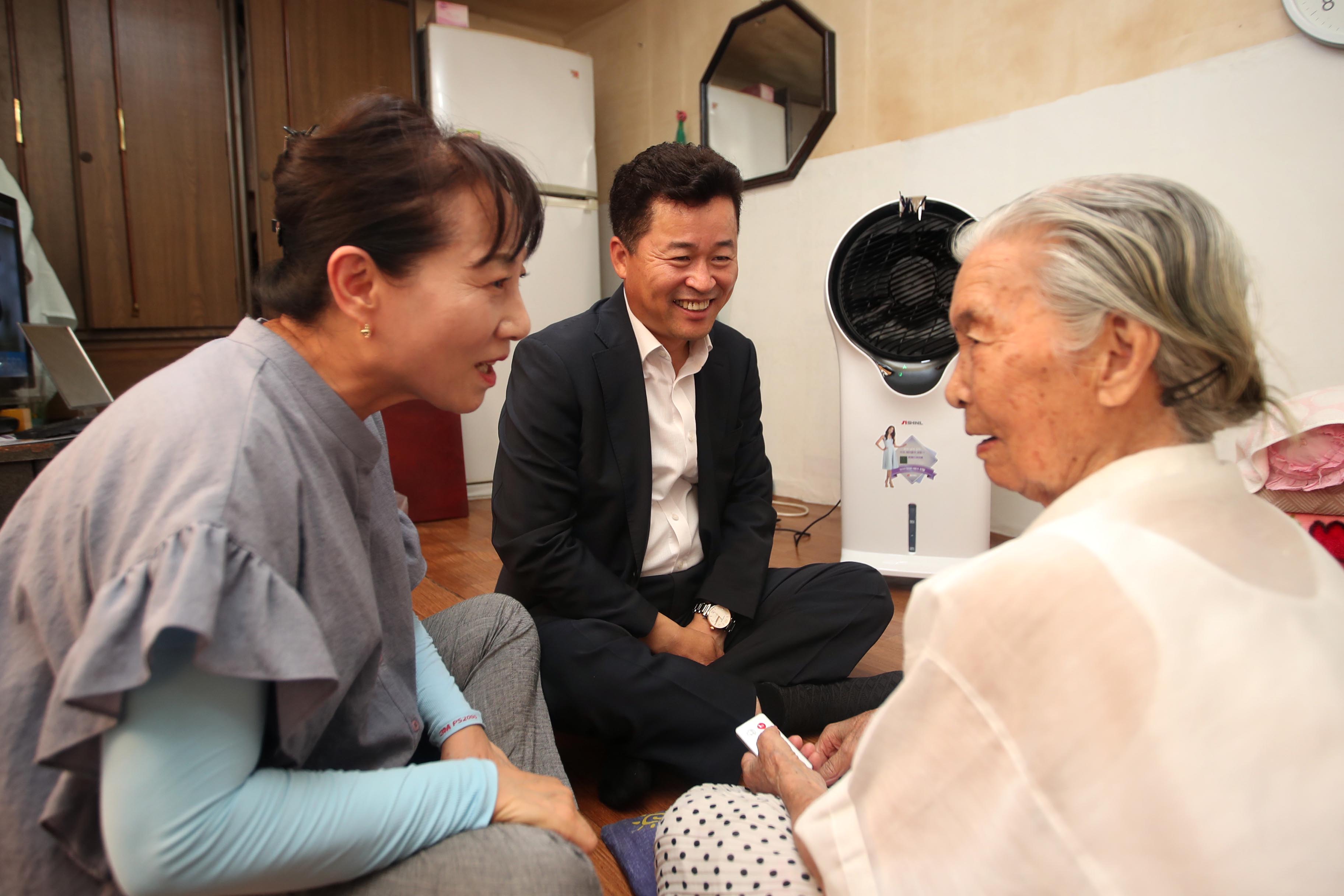 20190809_폭염대비_취약계층_위문_현장_방문7.jpg 이미지