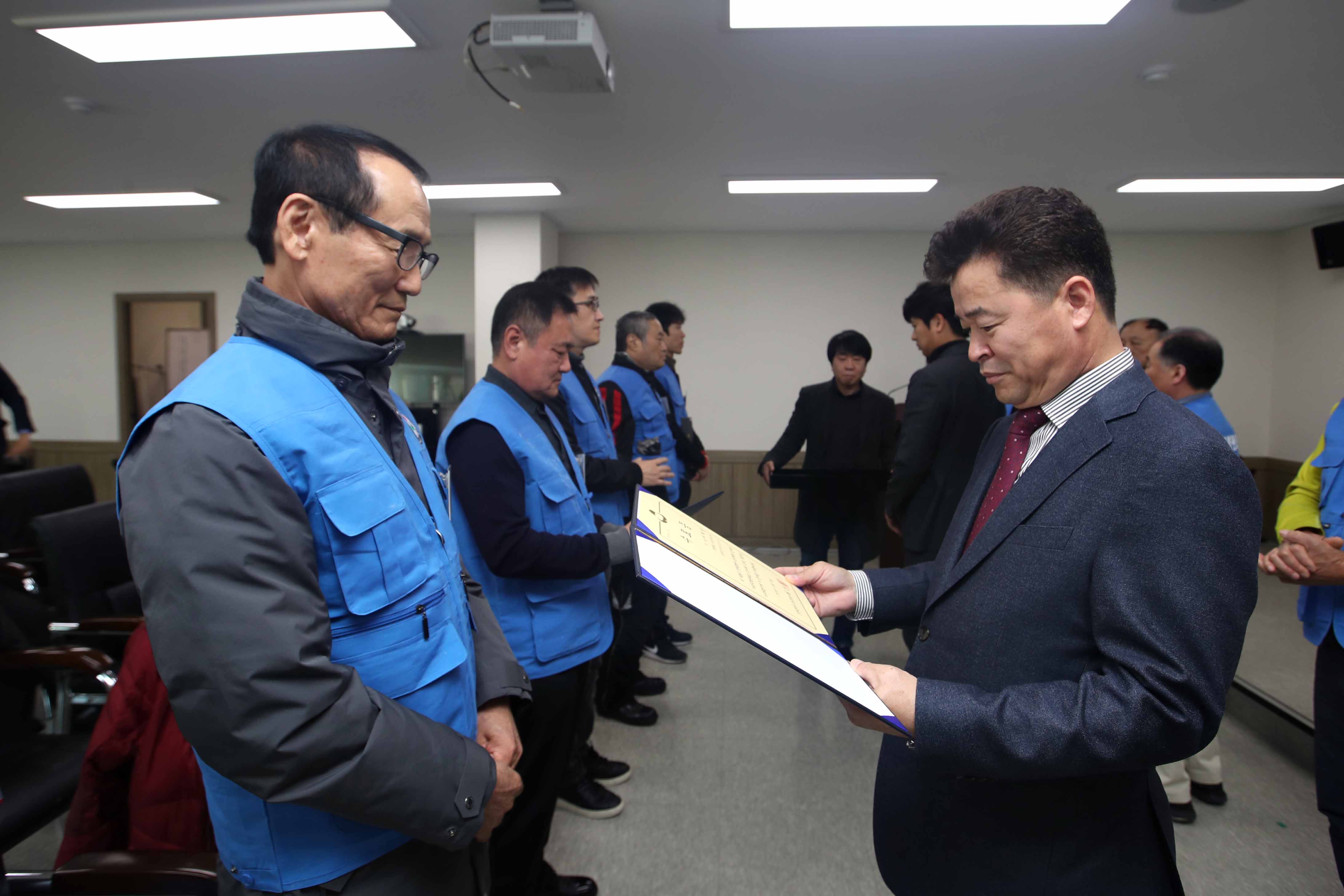 20191119_마을주택관리소_집수리교육_수료식6.jpg 이미지