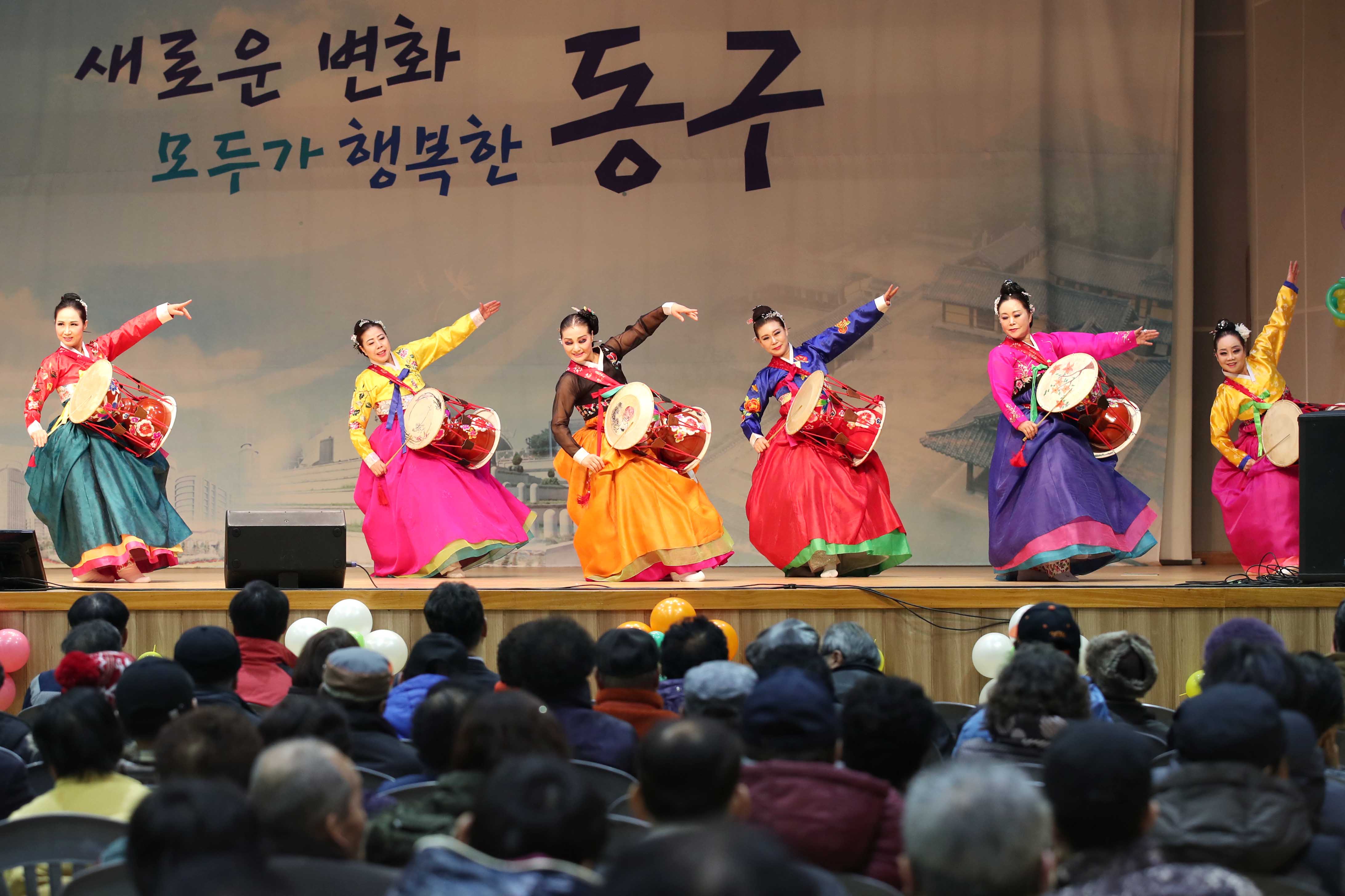 20191127_2019년_행복나눔식권_전달식9.jpg 이미지