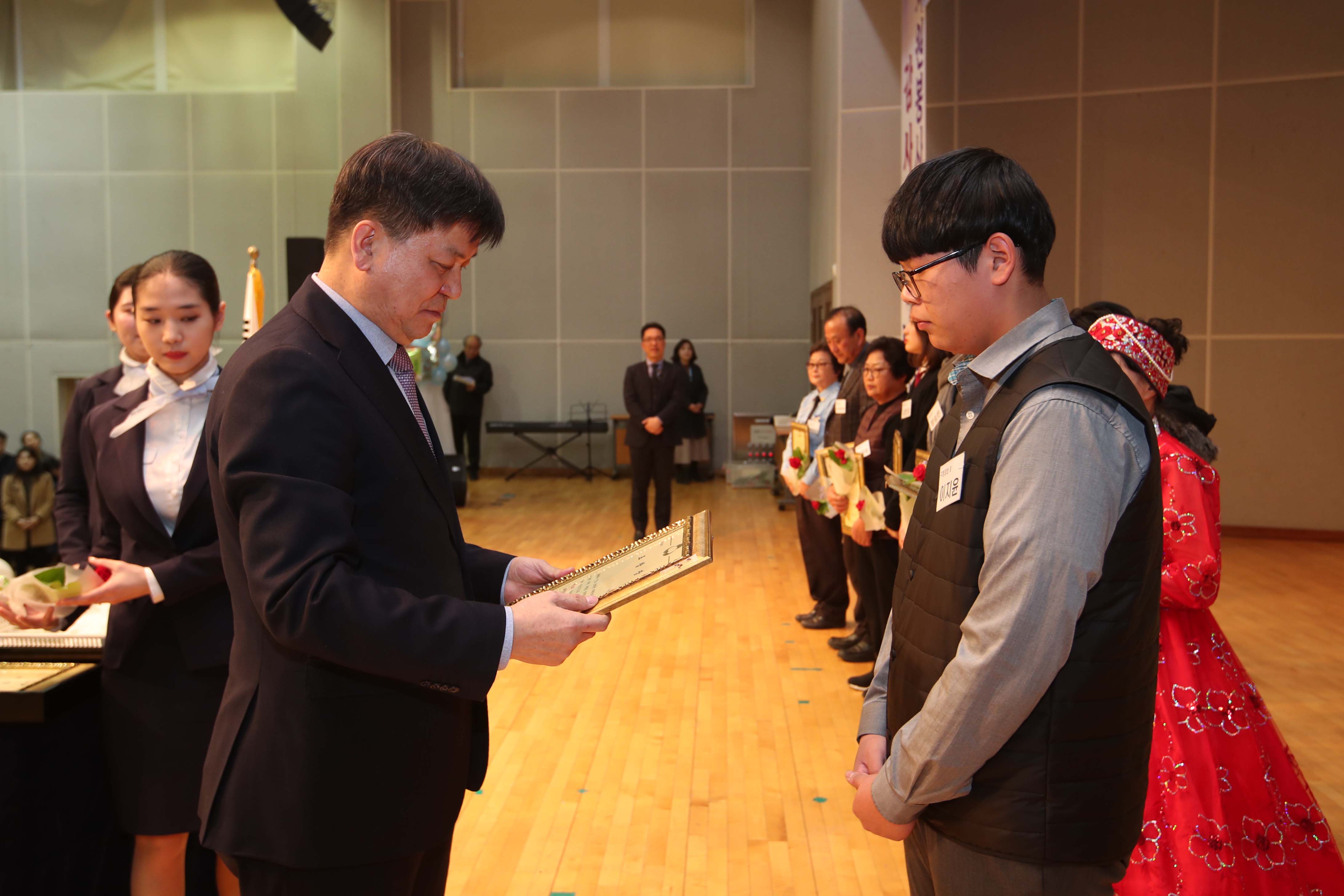 20191205_2019_동구자원봉사자대회_구청장상_(3).jpg 이미지
