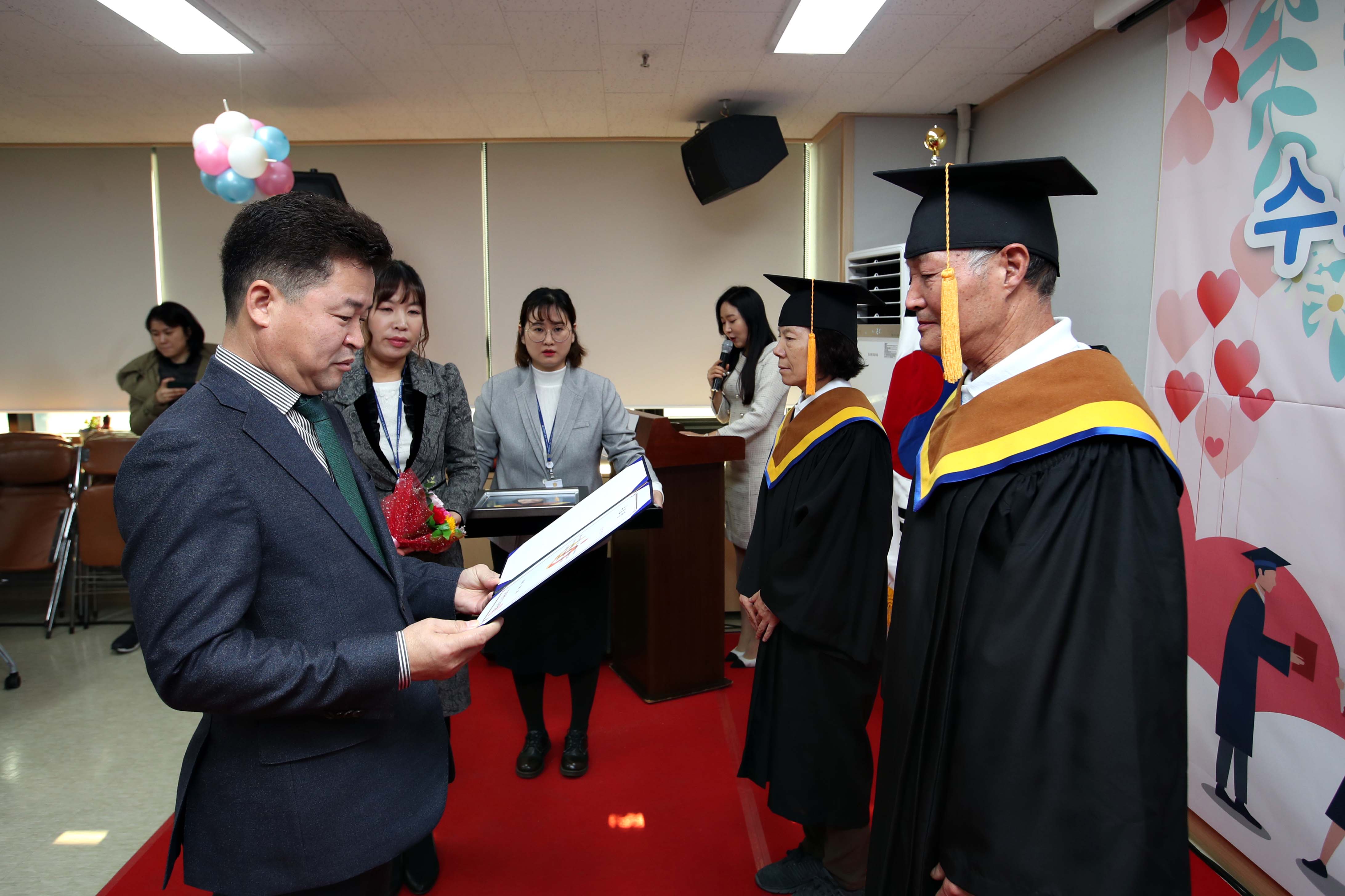 20191212_치매안심센터_인지강화교실_수료식10.jpg 이미지