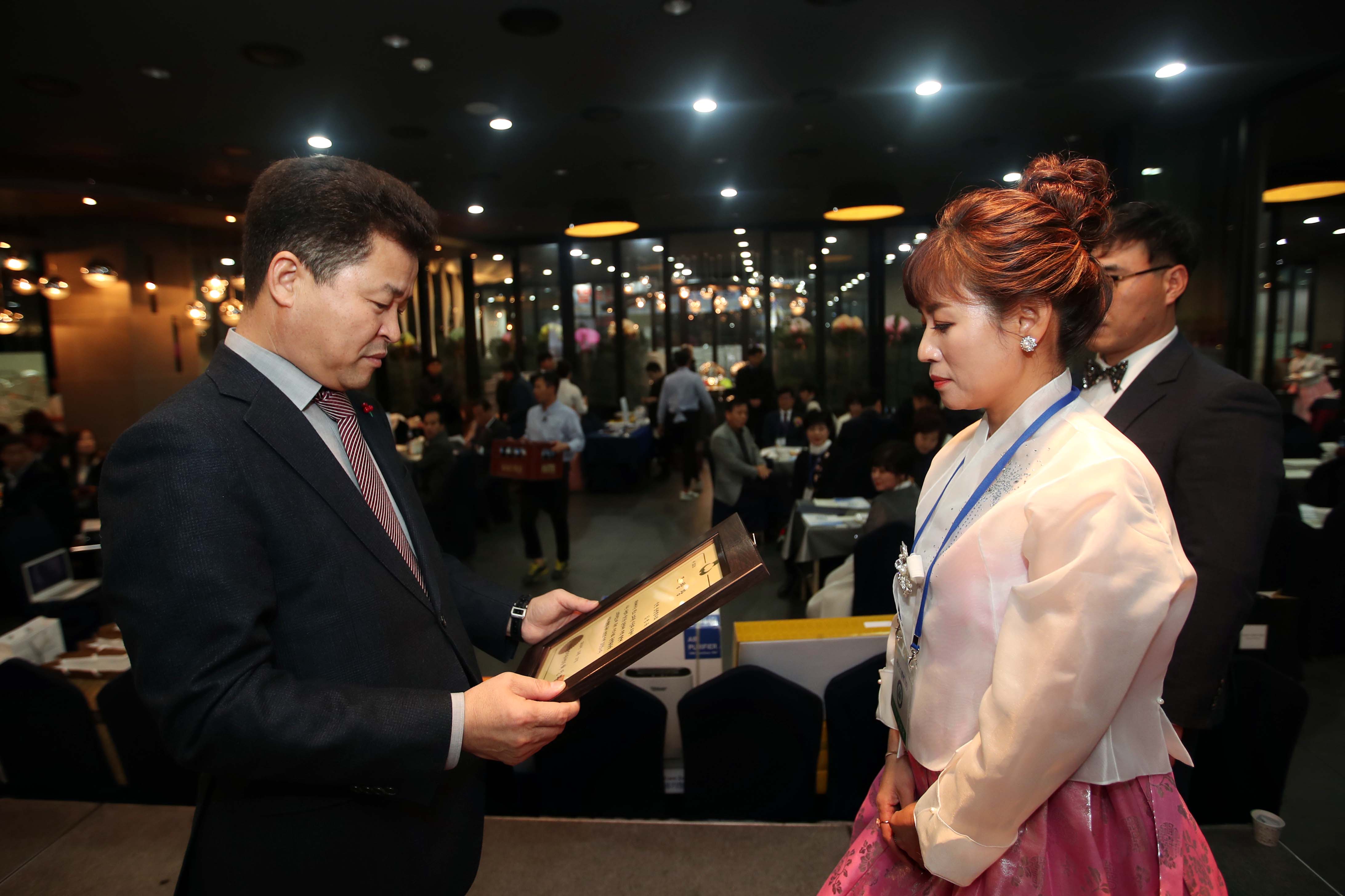 20191227_인천시_상생협의회_초대회장_취임식_및_송년의밤5.jpg 이미지