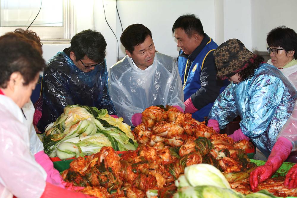 금창동 사랑의 김장 나눔 봉사 사진