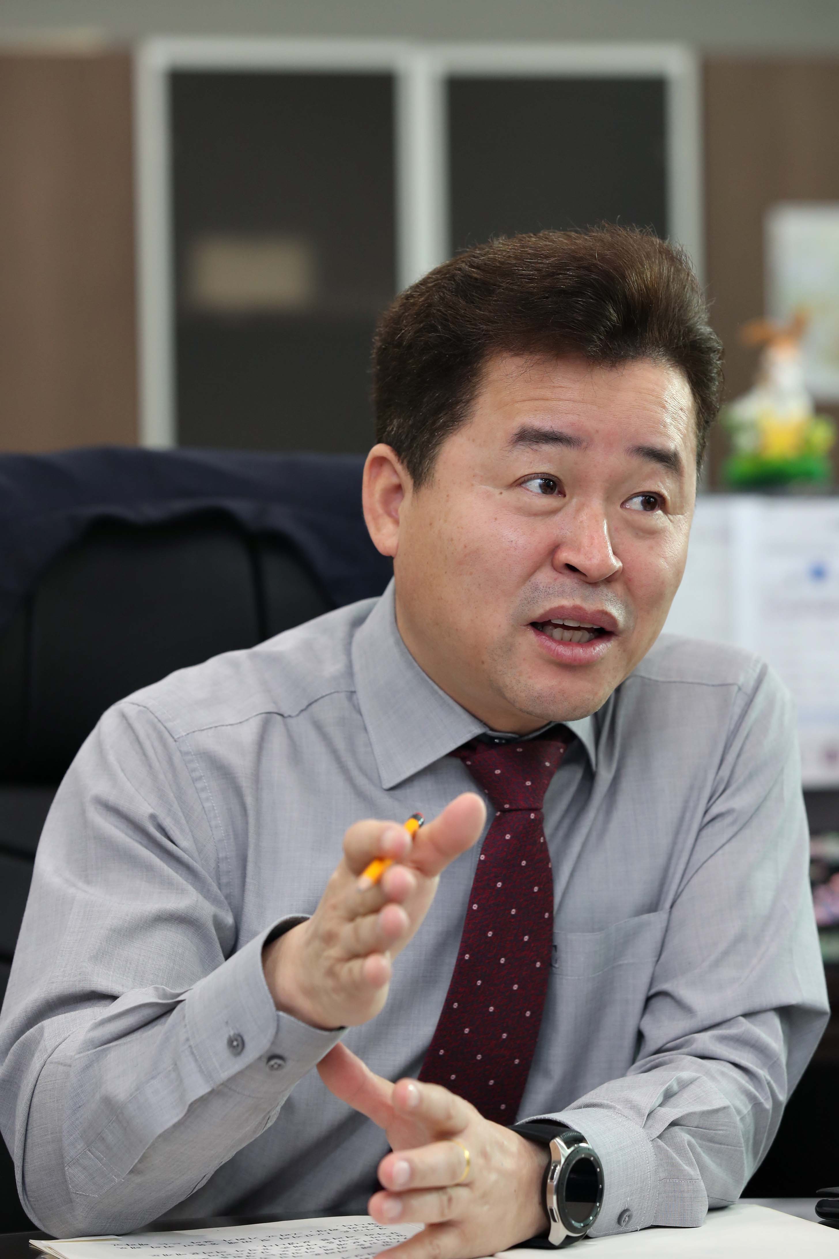 20200114_인천일보_인터뷰3.jpg 이미지