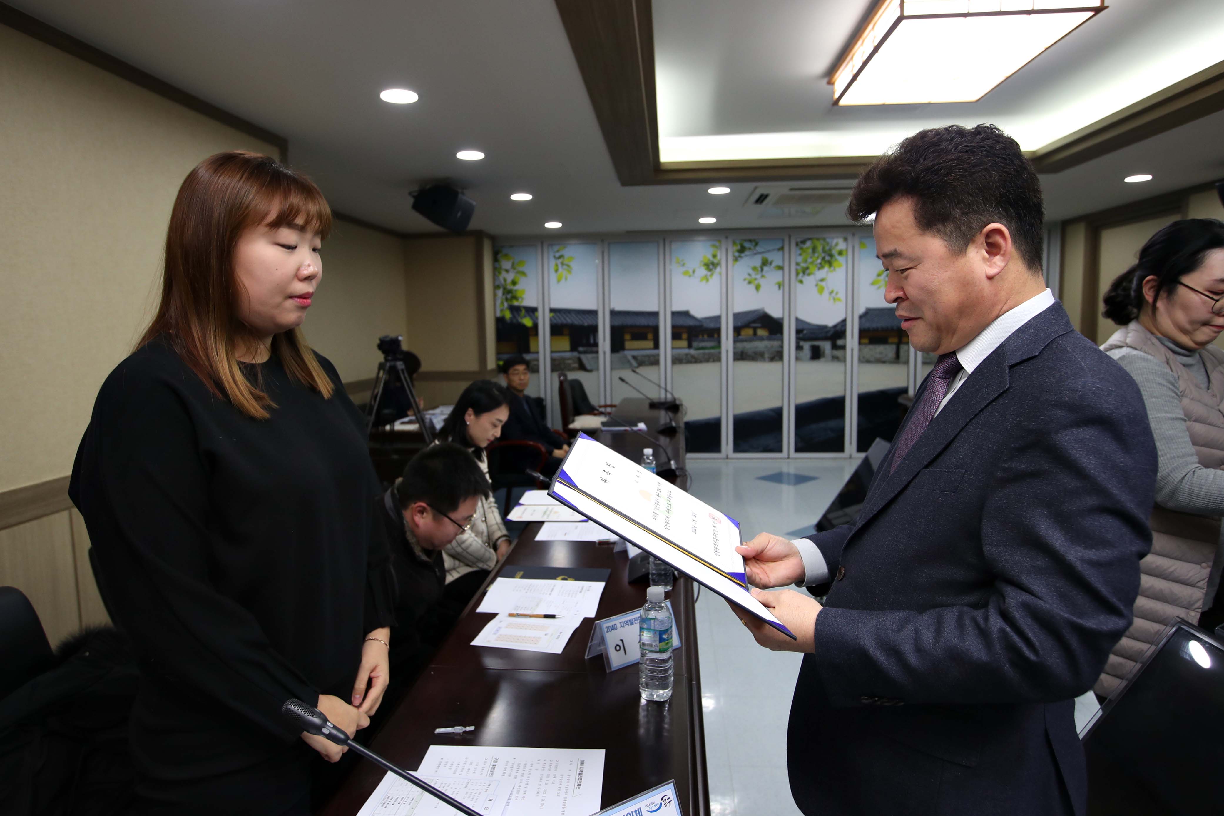 20200129_2040_지역발전협의체_위원_위촉식6.jpg 이미지