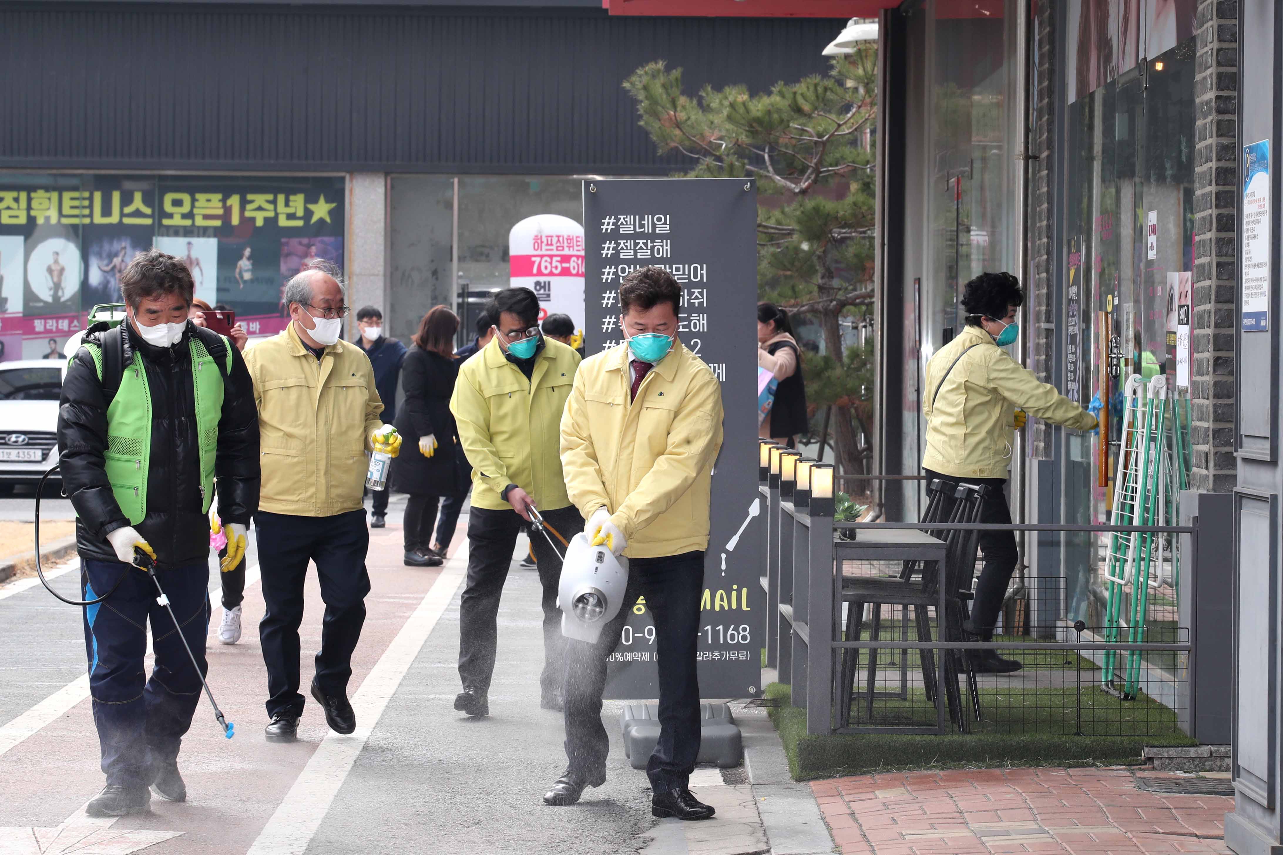 20200303_지역사회보장협의체_방역활동7.jpg 이미지