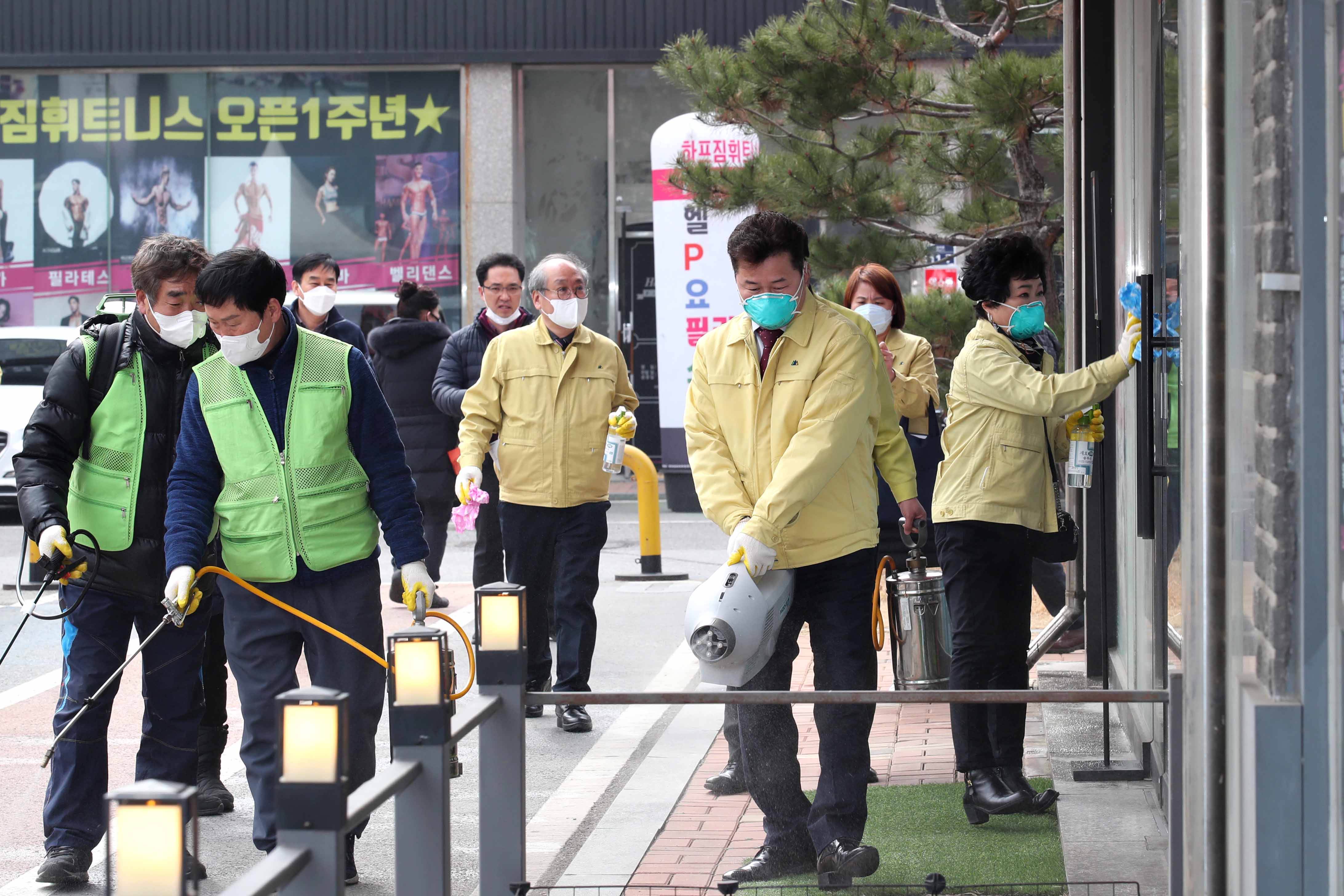 20200303_지역사회보장협의체_방역활동8.jpg 이미지