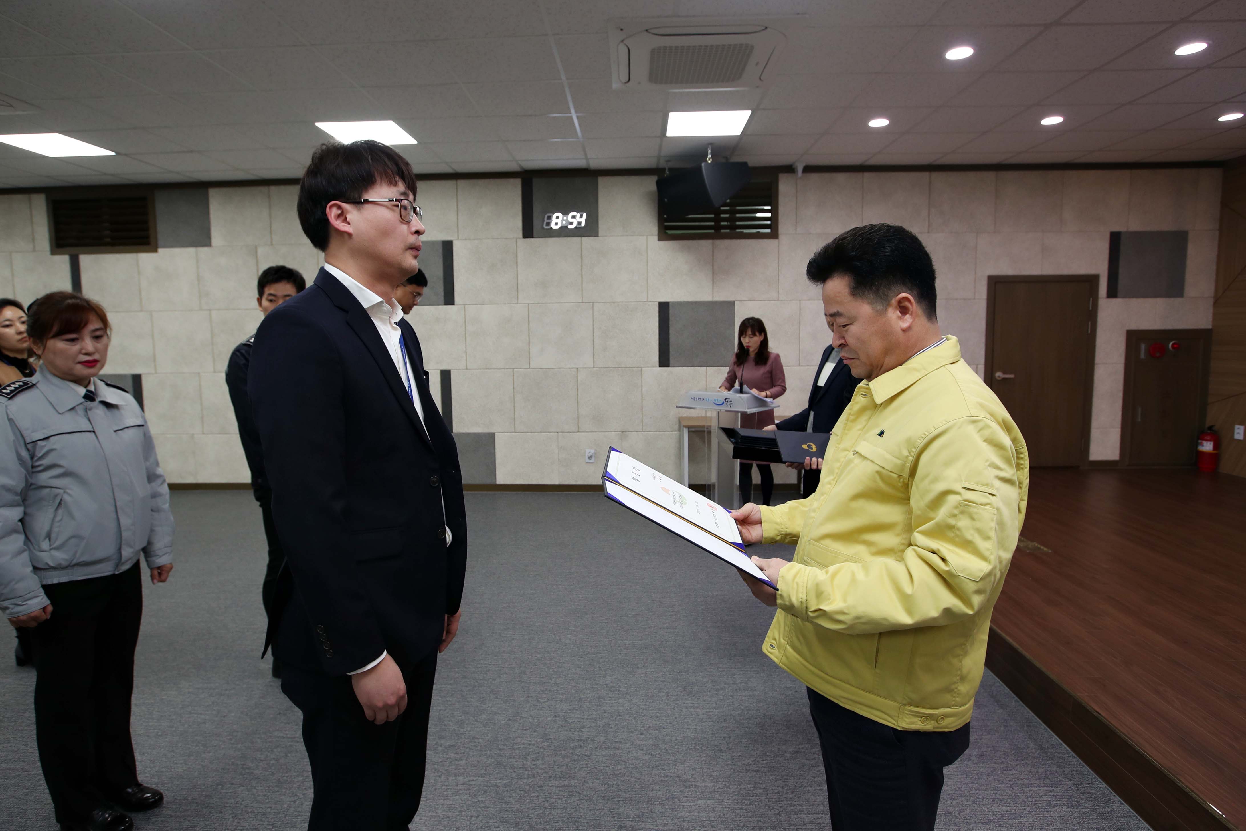 20200309_임용장_수여식12.jpg 이미지