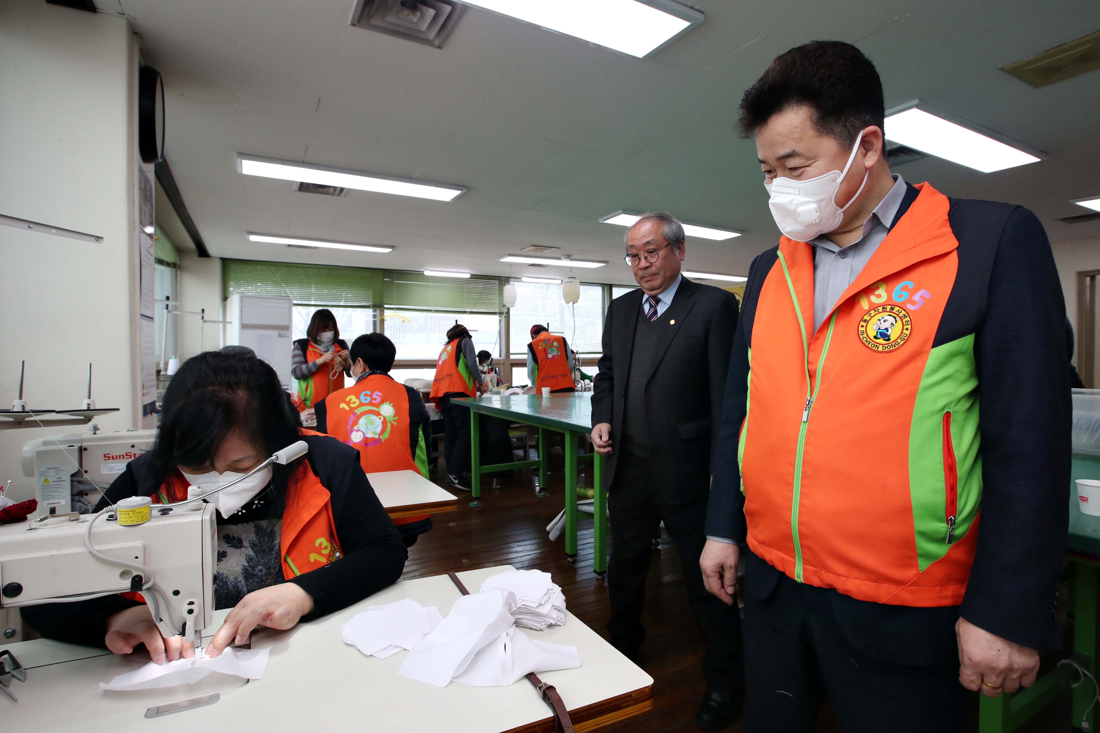 20200318_자원봉사센터_면마스크_제작_봉사6.jpg 이미지