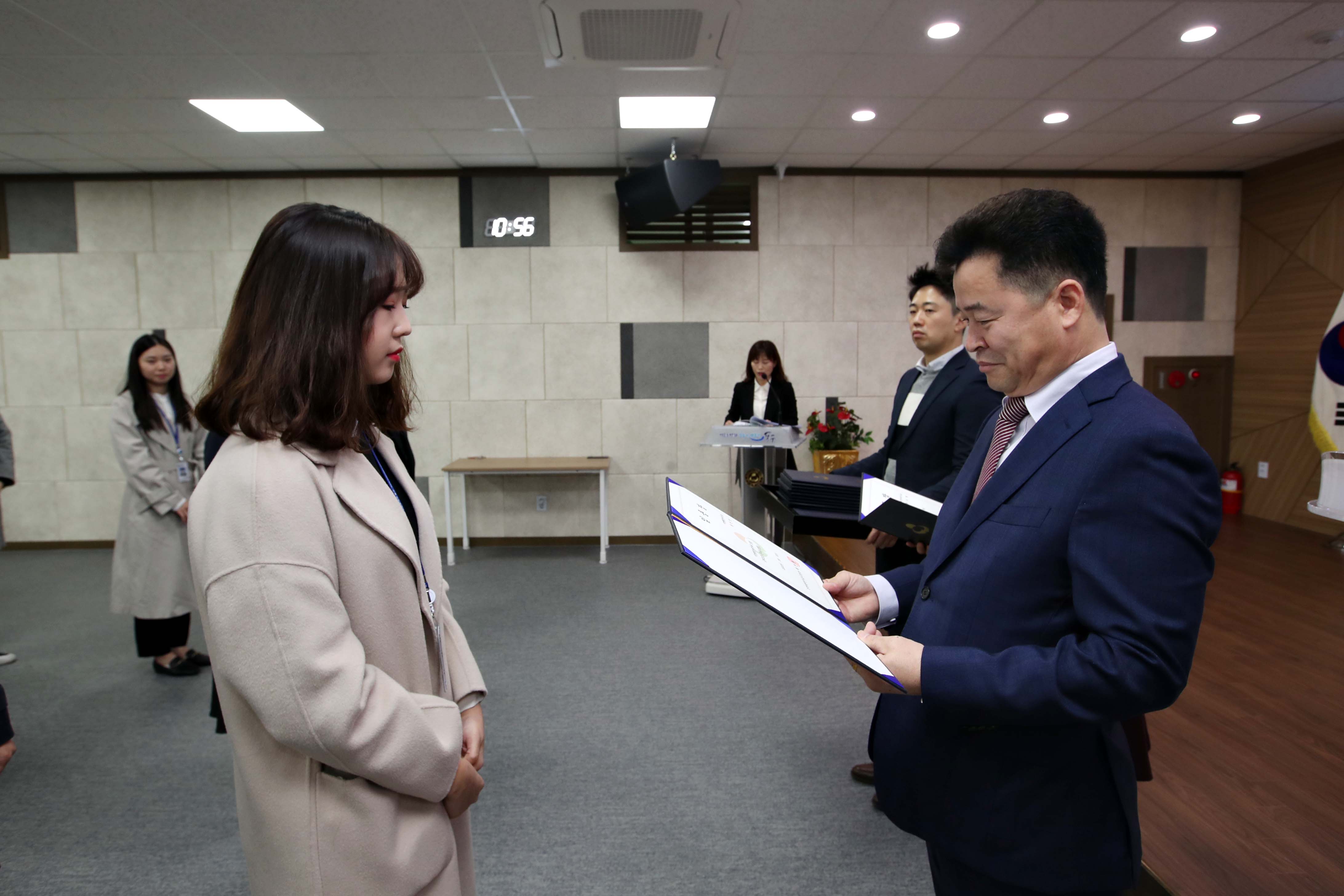 20200330_임용장_수여식14.jpg 이미지