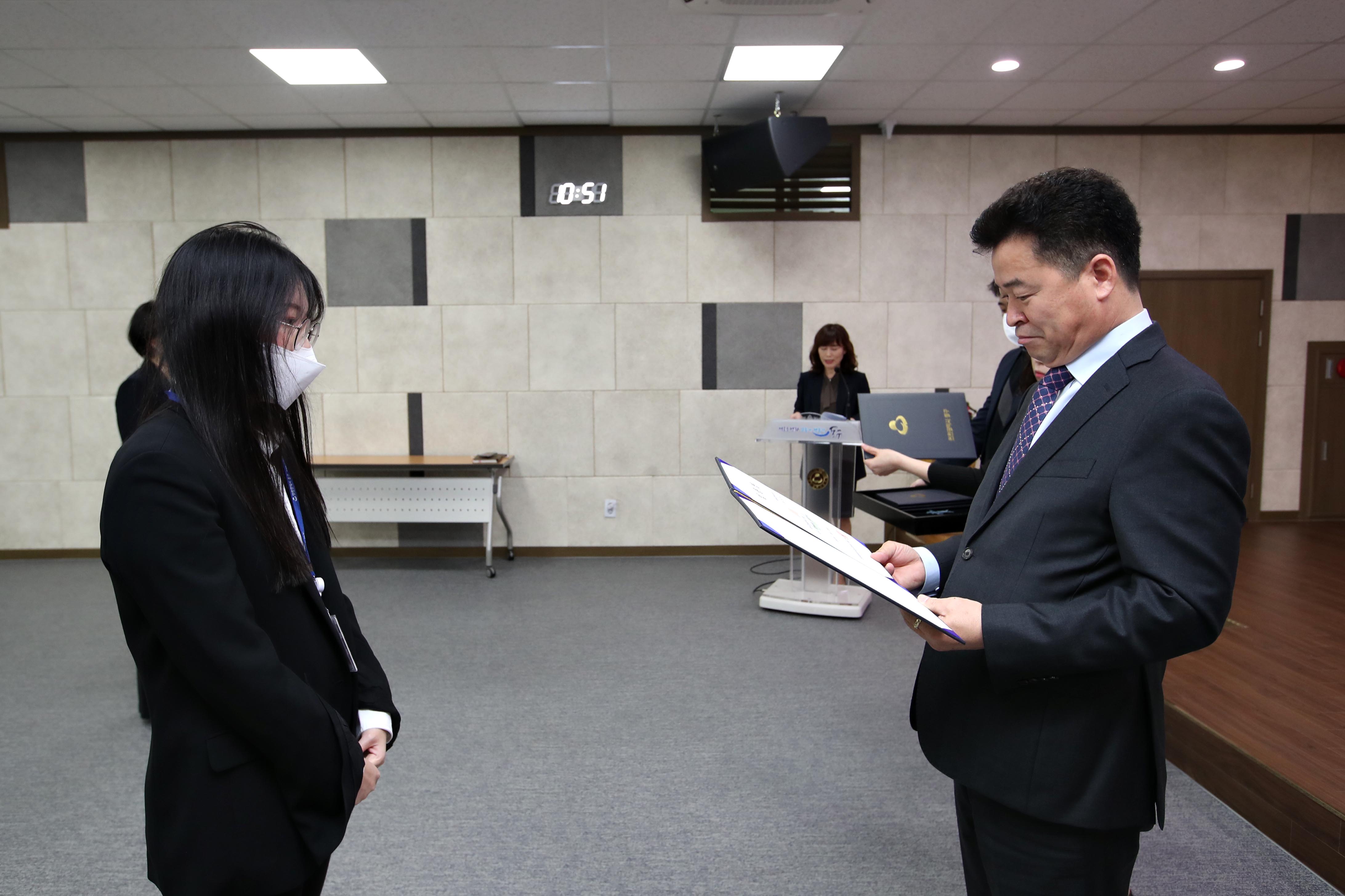20200429_임용장_수여식9.jpg 이미지