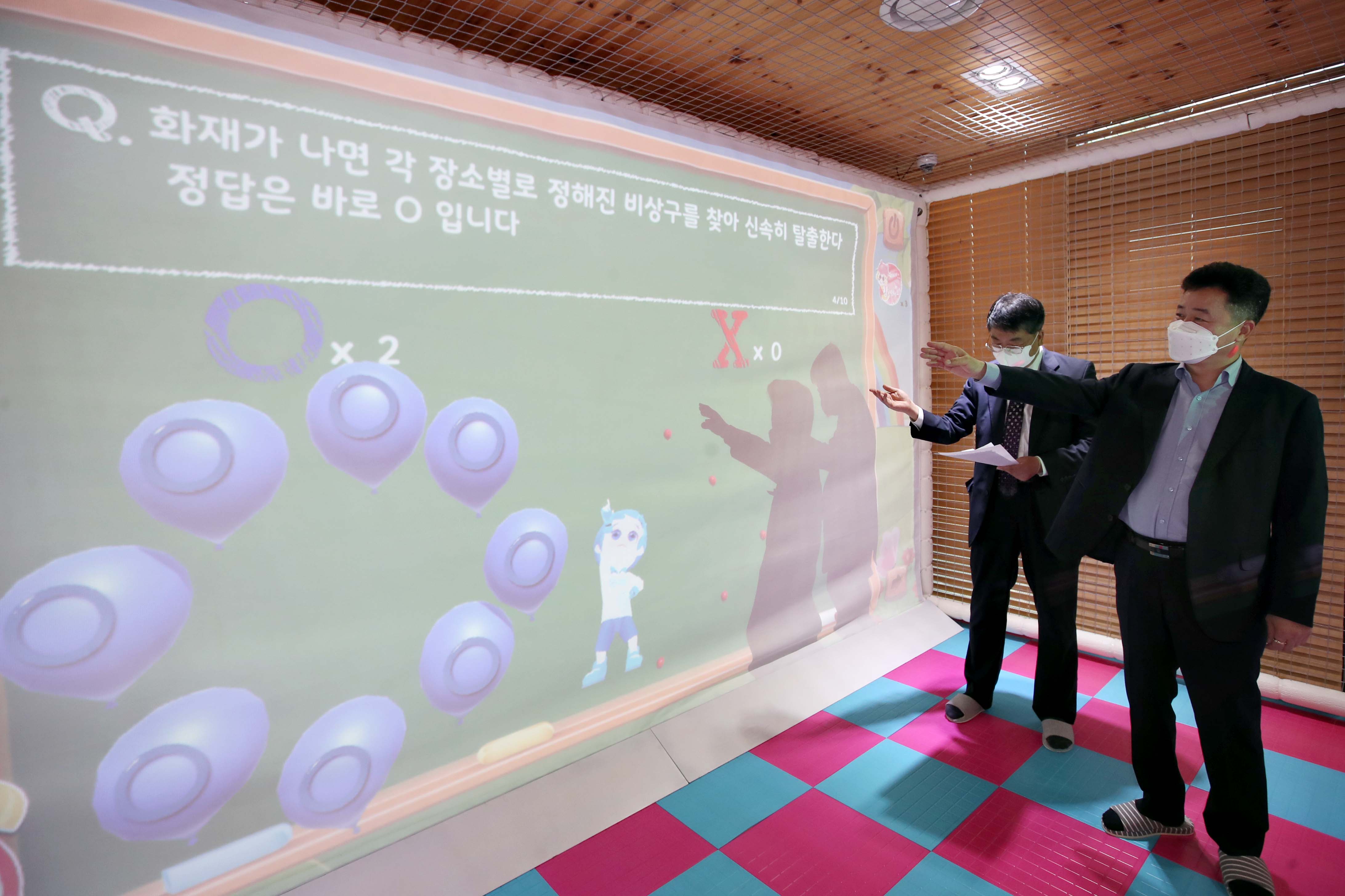20200609_동구랑_스틸랜드_스크린스포츠실_시연회1.jpg 이미지