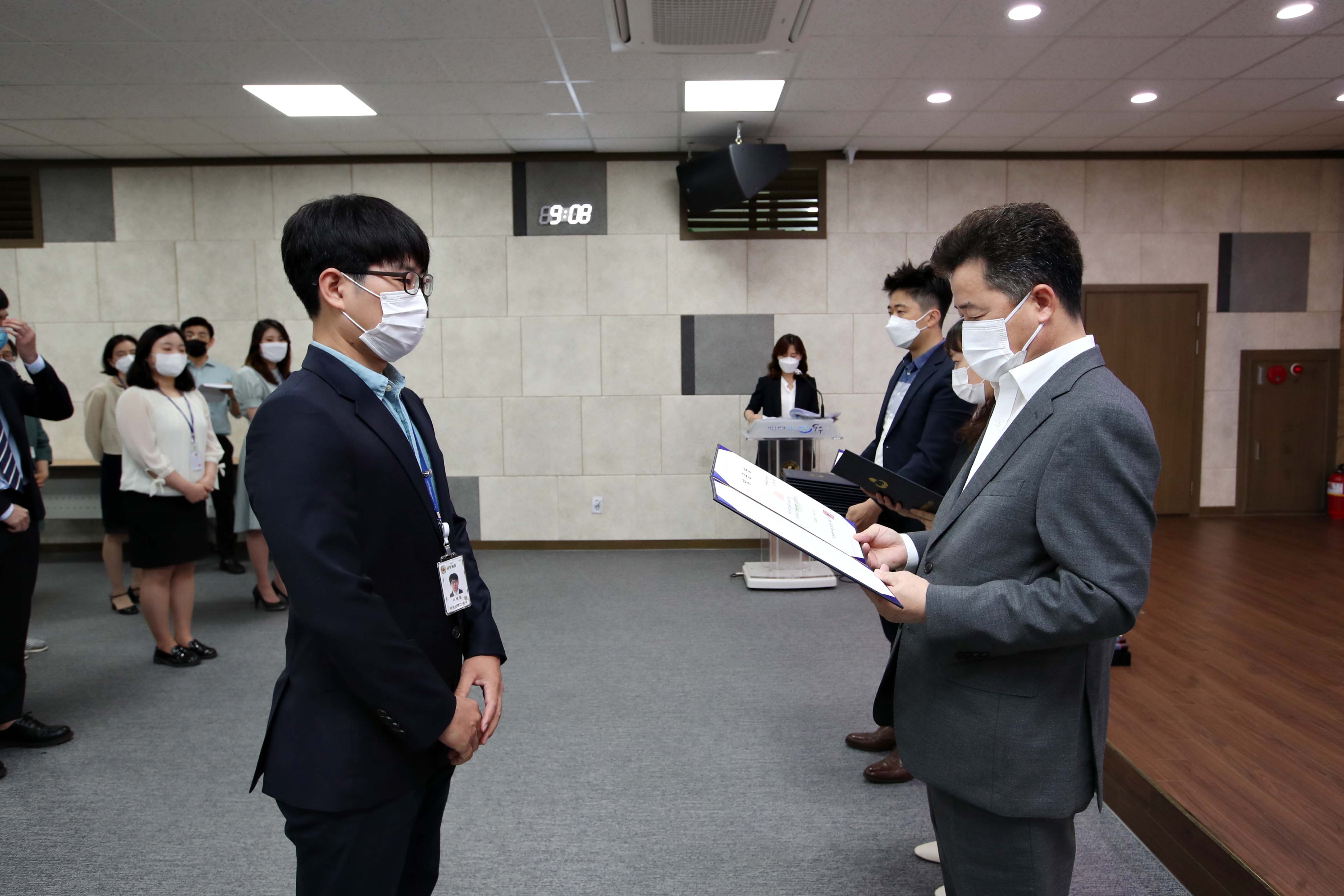 20200701_임용장_수여식22.jpg 이미지