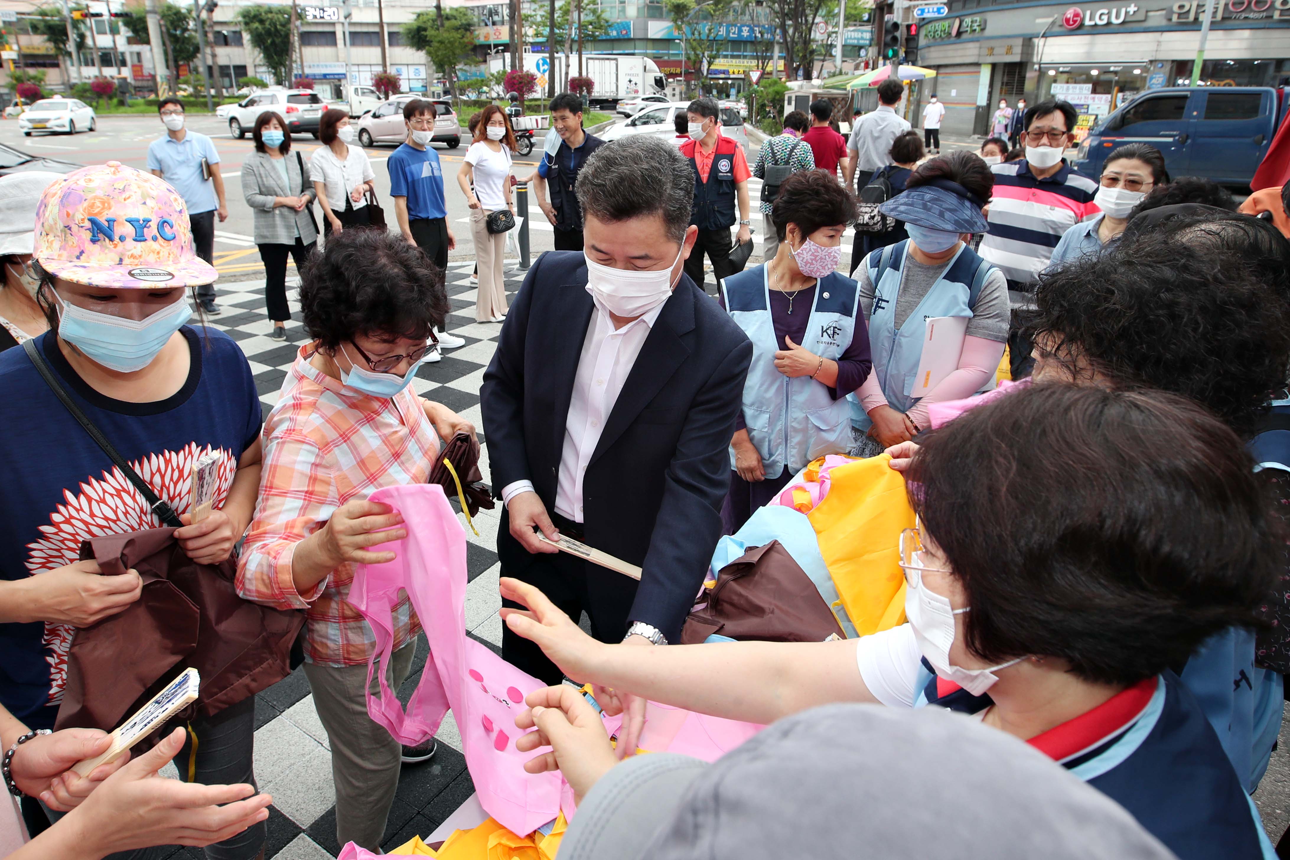 20200730_자유총연맹_저탄소_녹색성장_실천운동_캠페인3.jpg 이미지