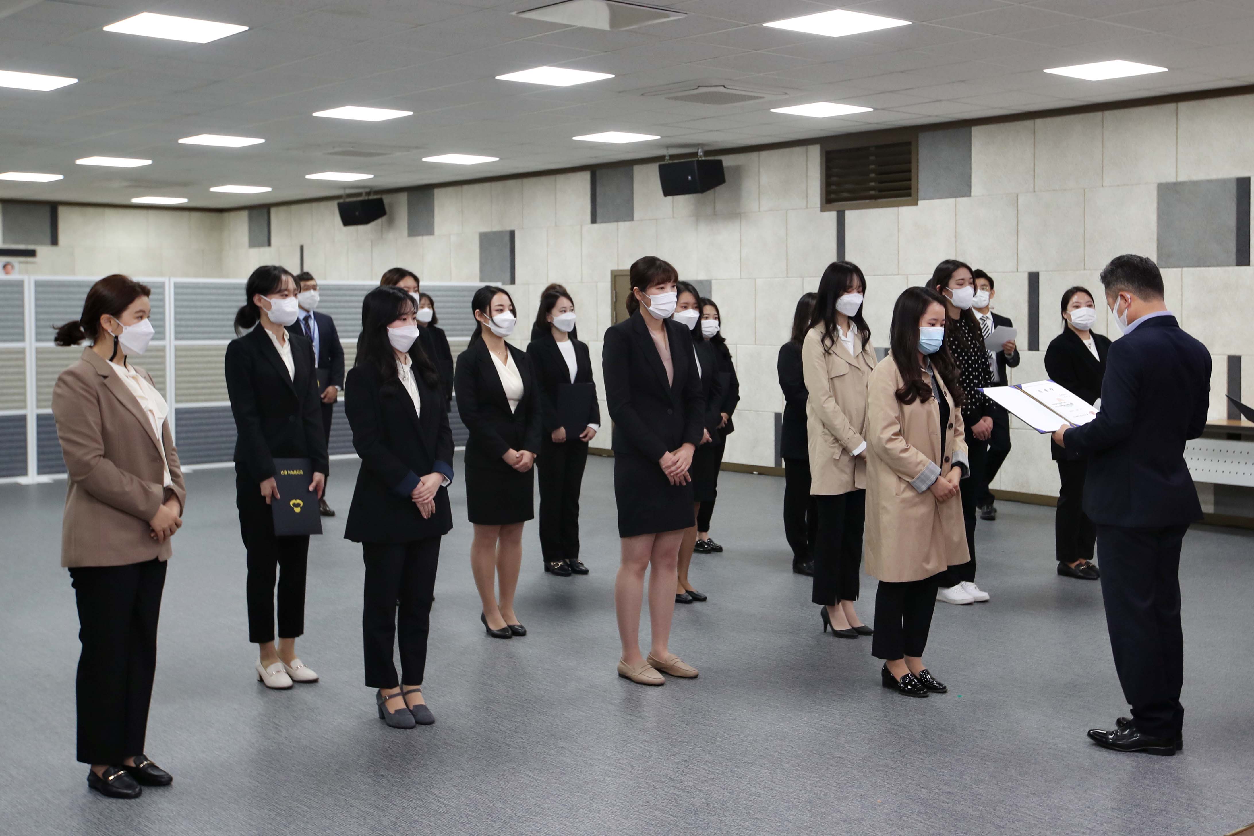 20201007_임용장_수여식7.jpg 이미지