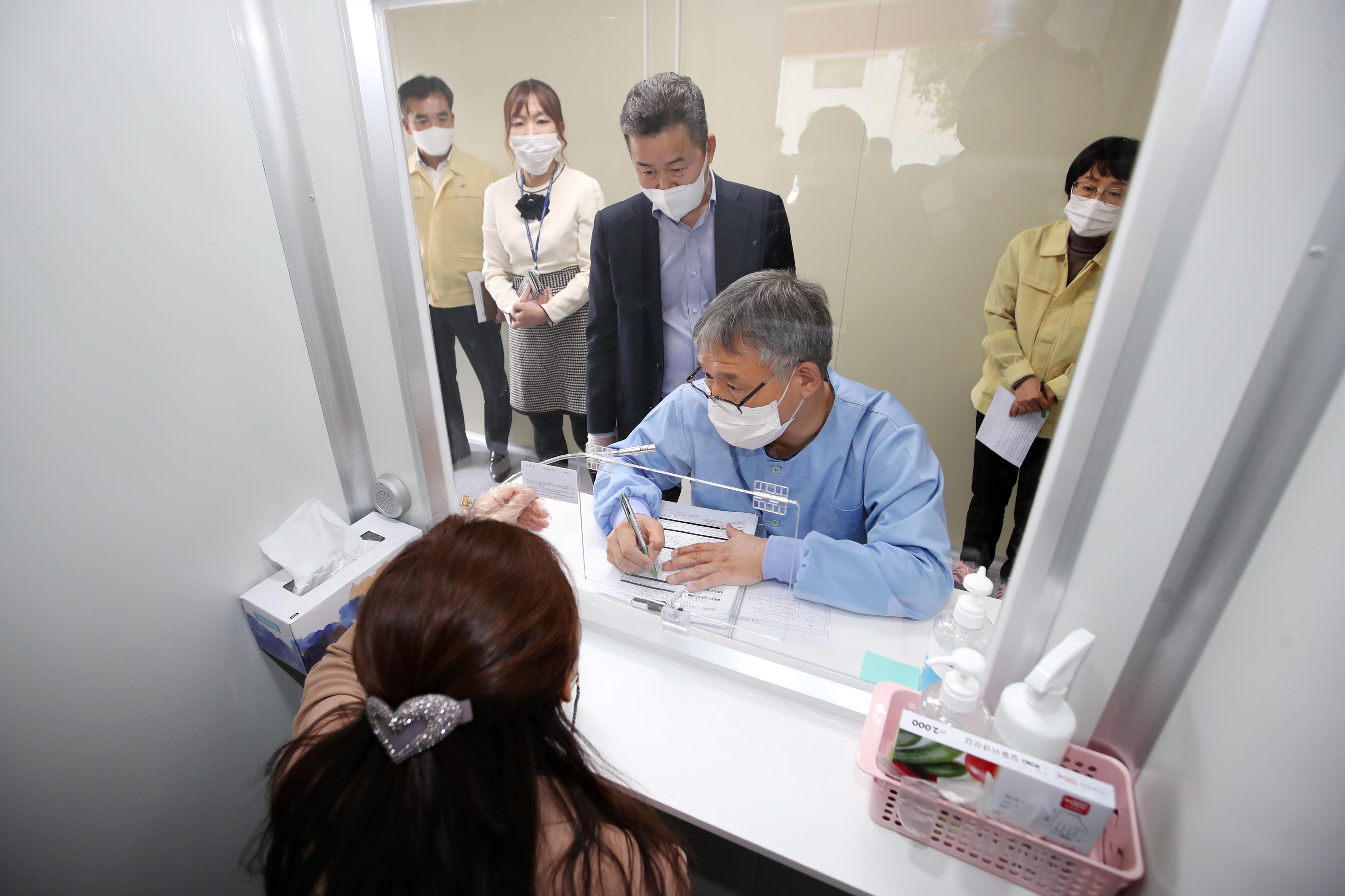 20201015_보건소_비대면_선별진료소_방문3.jpg 이미지