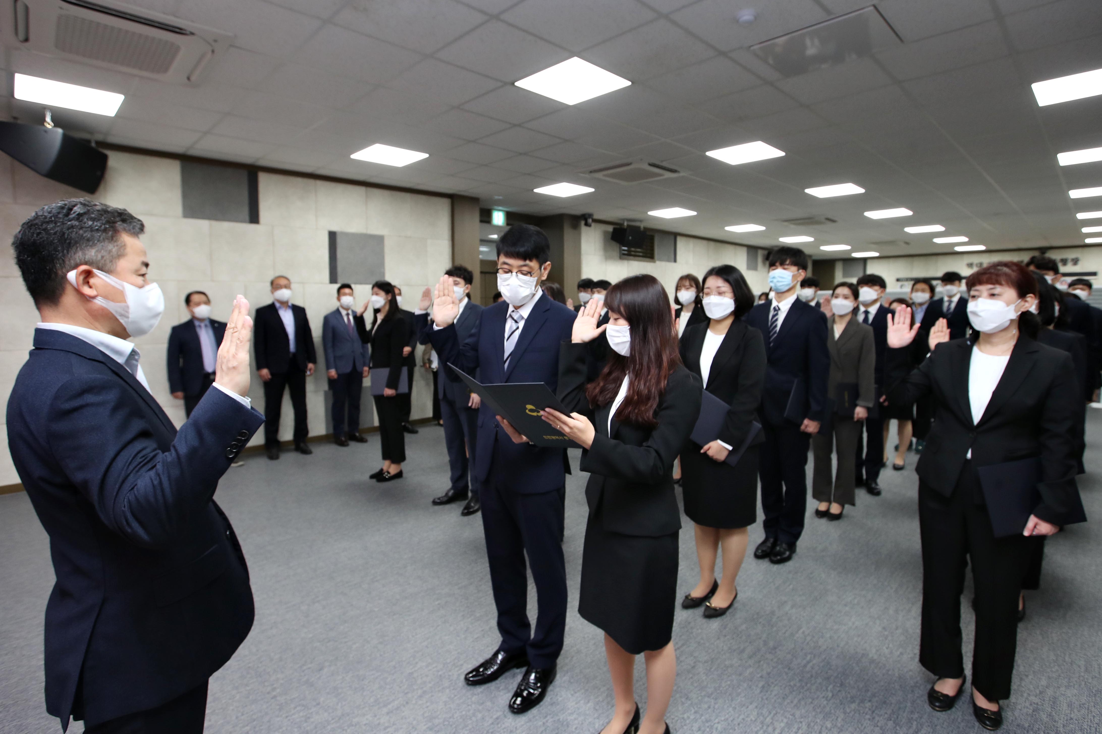 20201019_임용장_수여식(신규)6.jpg 이미지