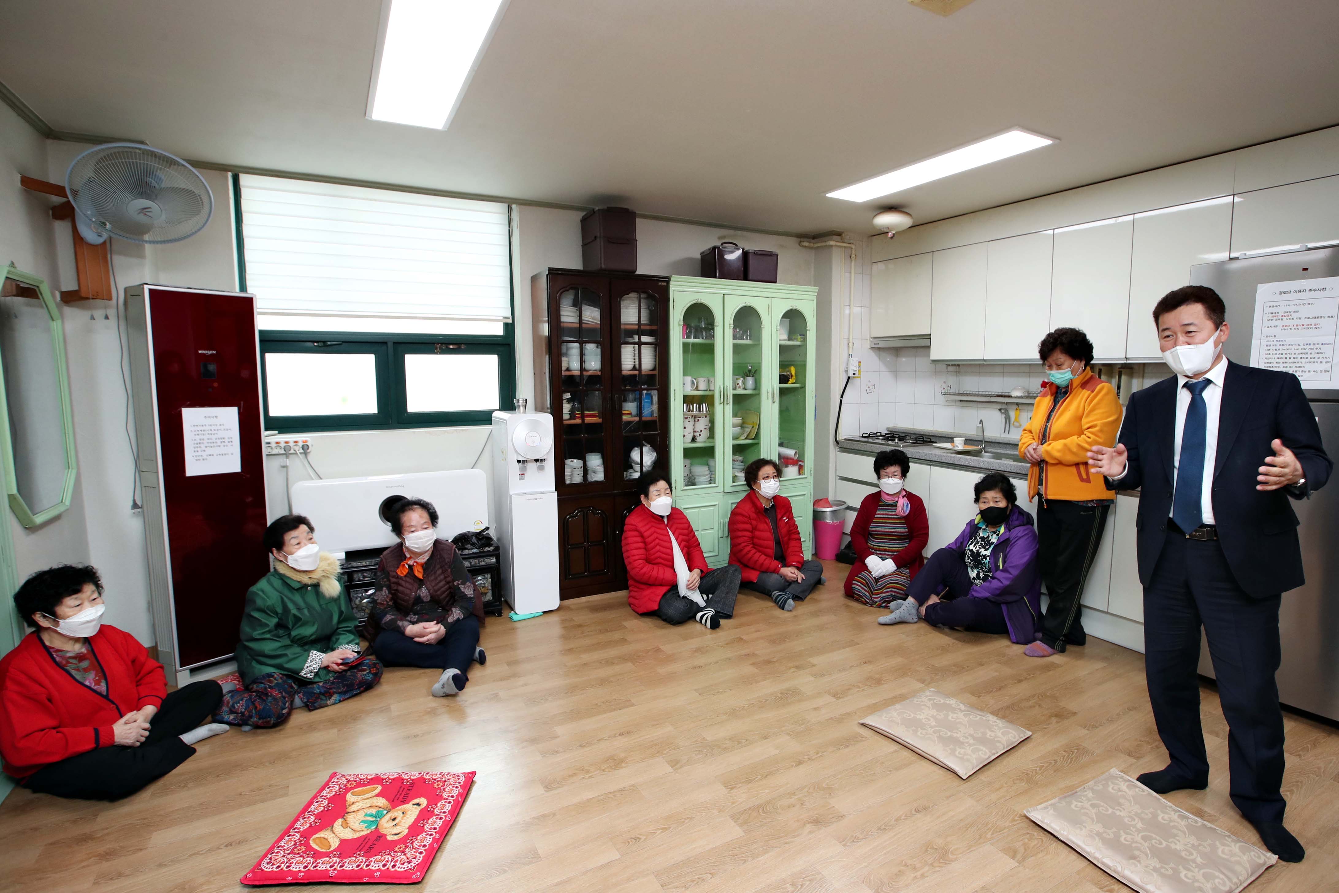 20201109_관내_경로당_방문6.jpg 이미지