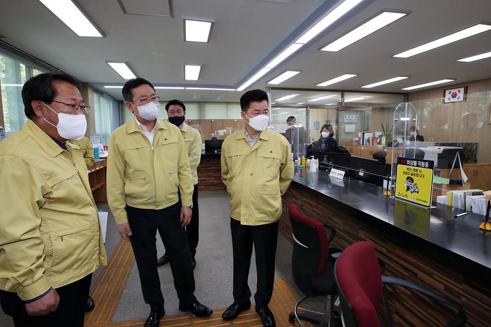 박남춘 인천시장 코로나19 대응관련 동구 순회방문 사진