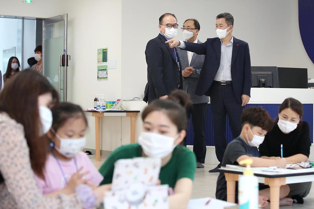 공동육아나눔터 긴급돌봄교실 방문 사진