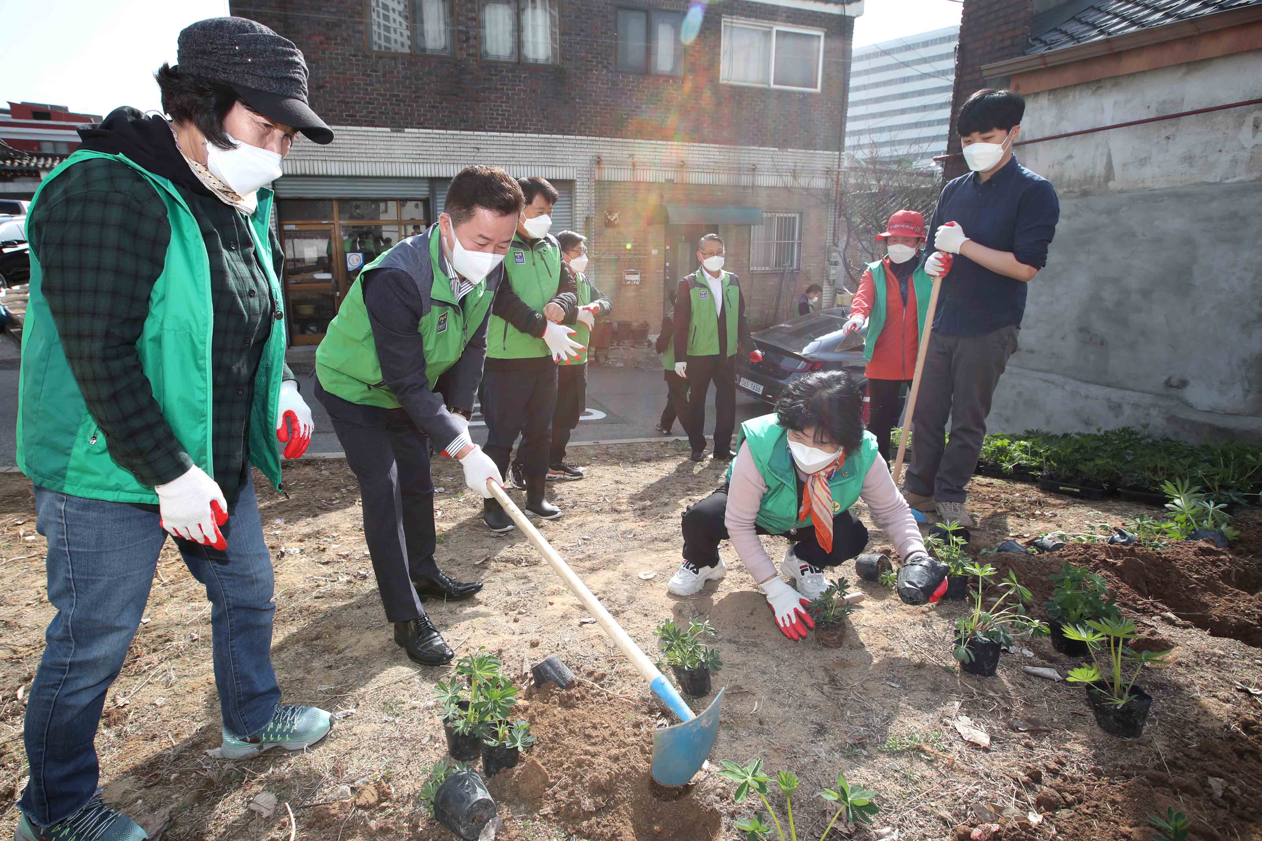 20210317_송림1동_봄꽃심기_행사11.jpg 이미지