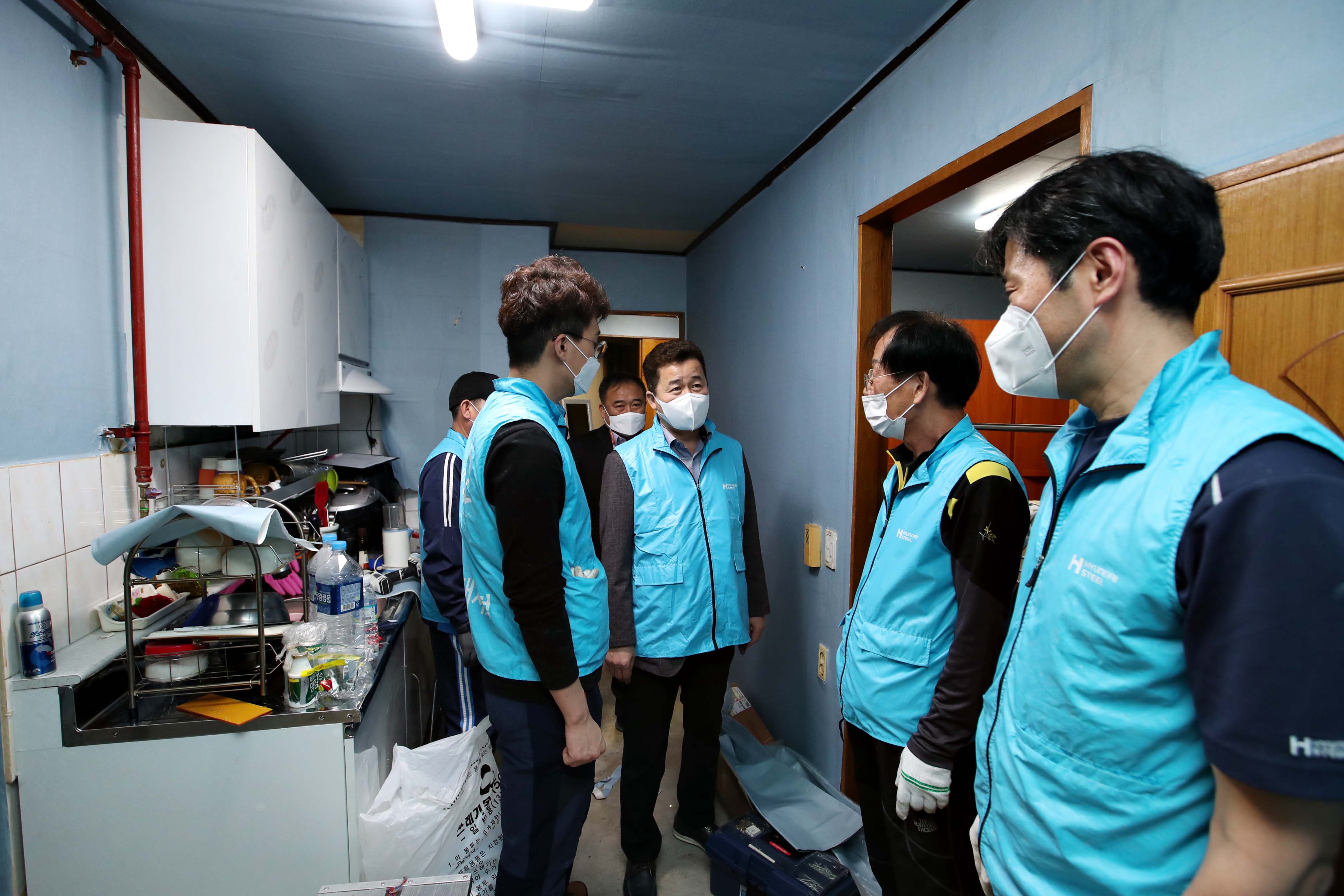 20210328_화수1화평동_취약계층_도배_및_장판_봉사2.jpg 이미지